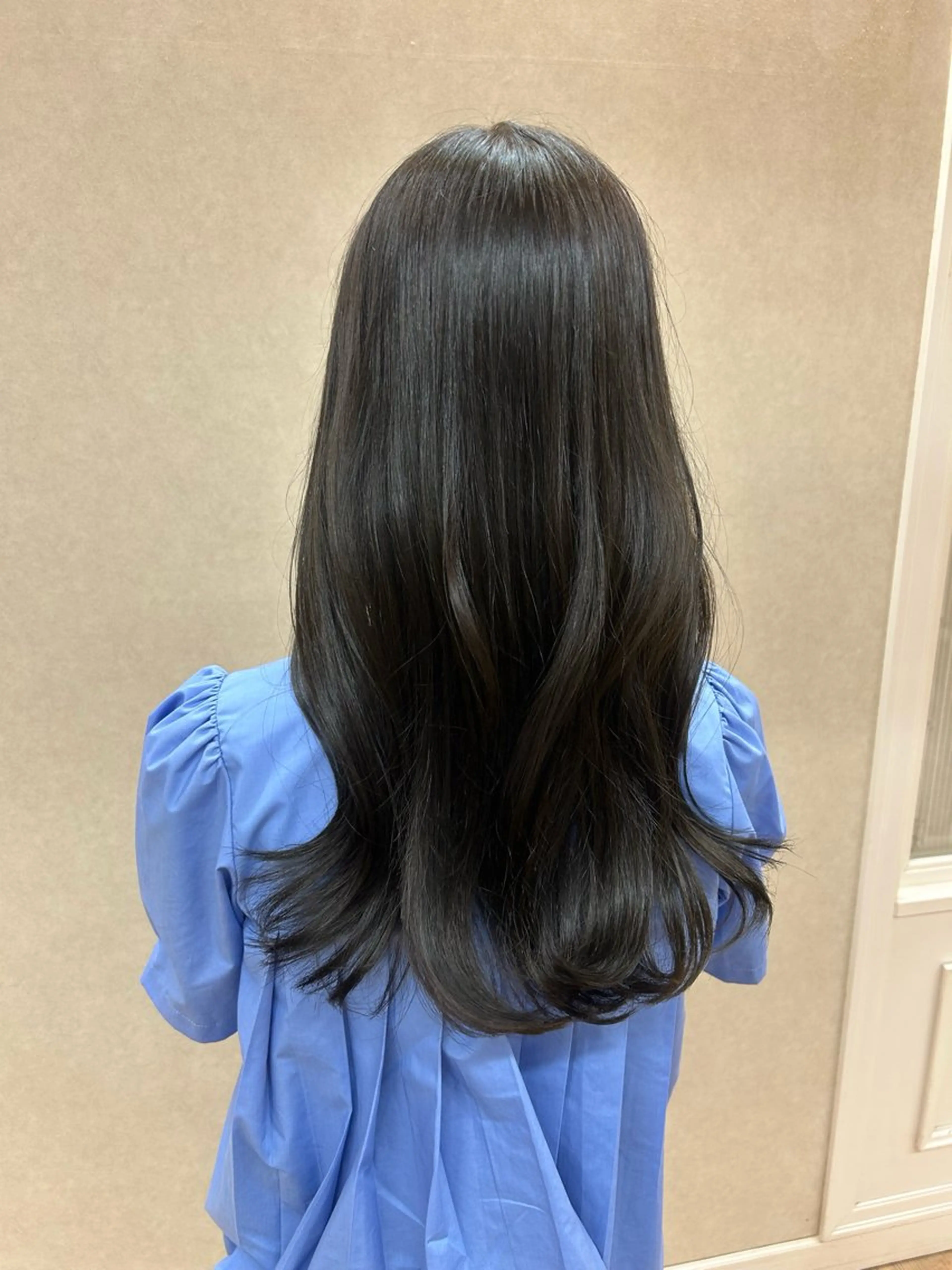 ロング カラー 板倉 奏美のヘアスタイル