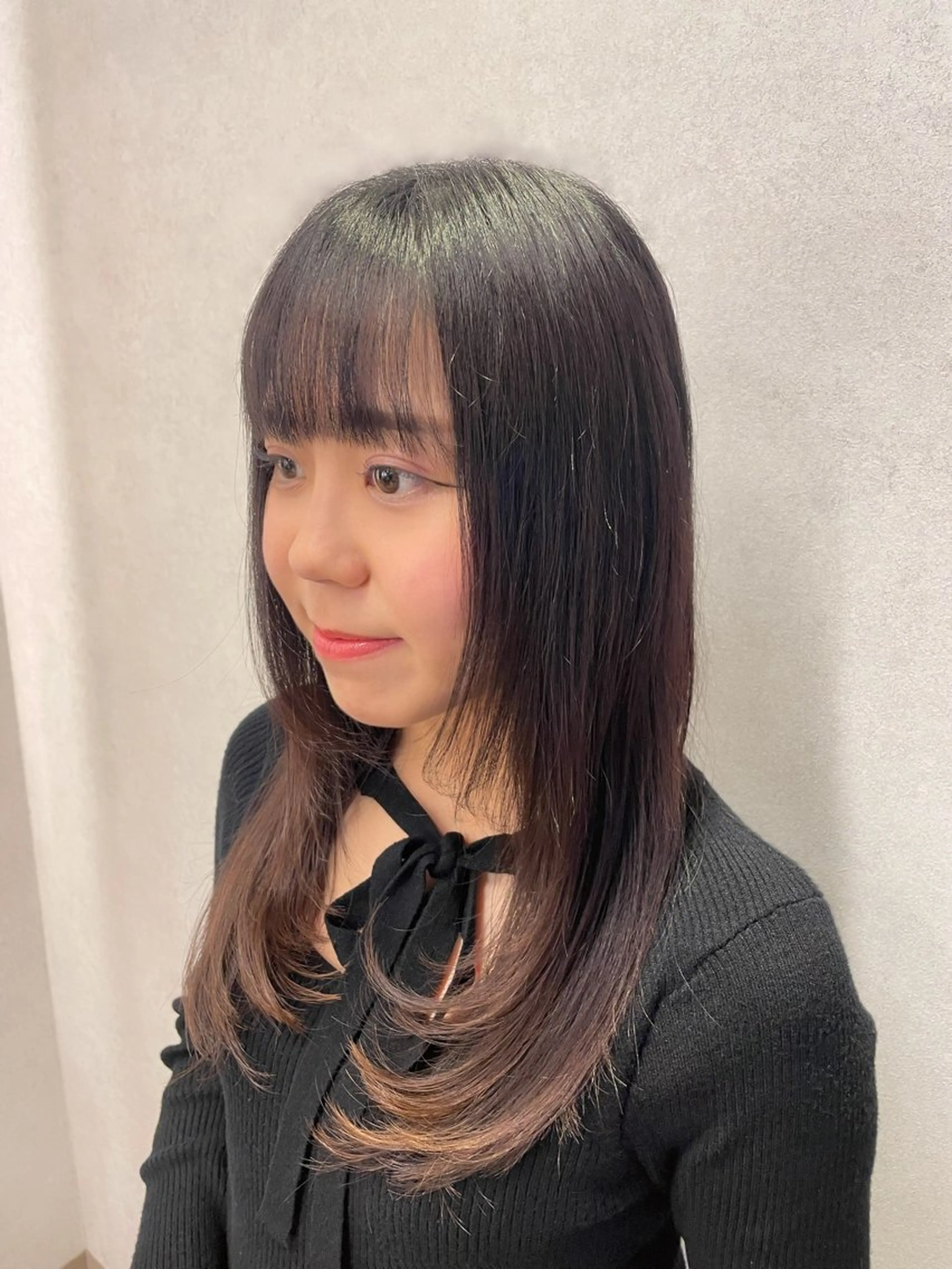 ロング 顔周りカット シャギー COUCH Hair Dressing所属・北村 真子のヘアスタイル