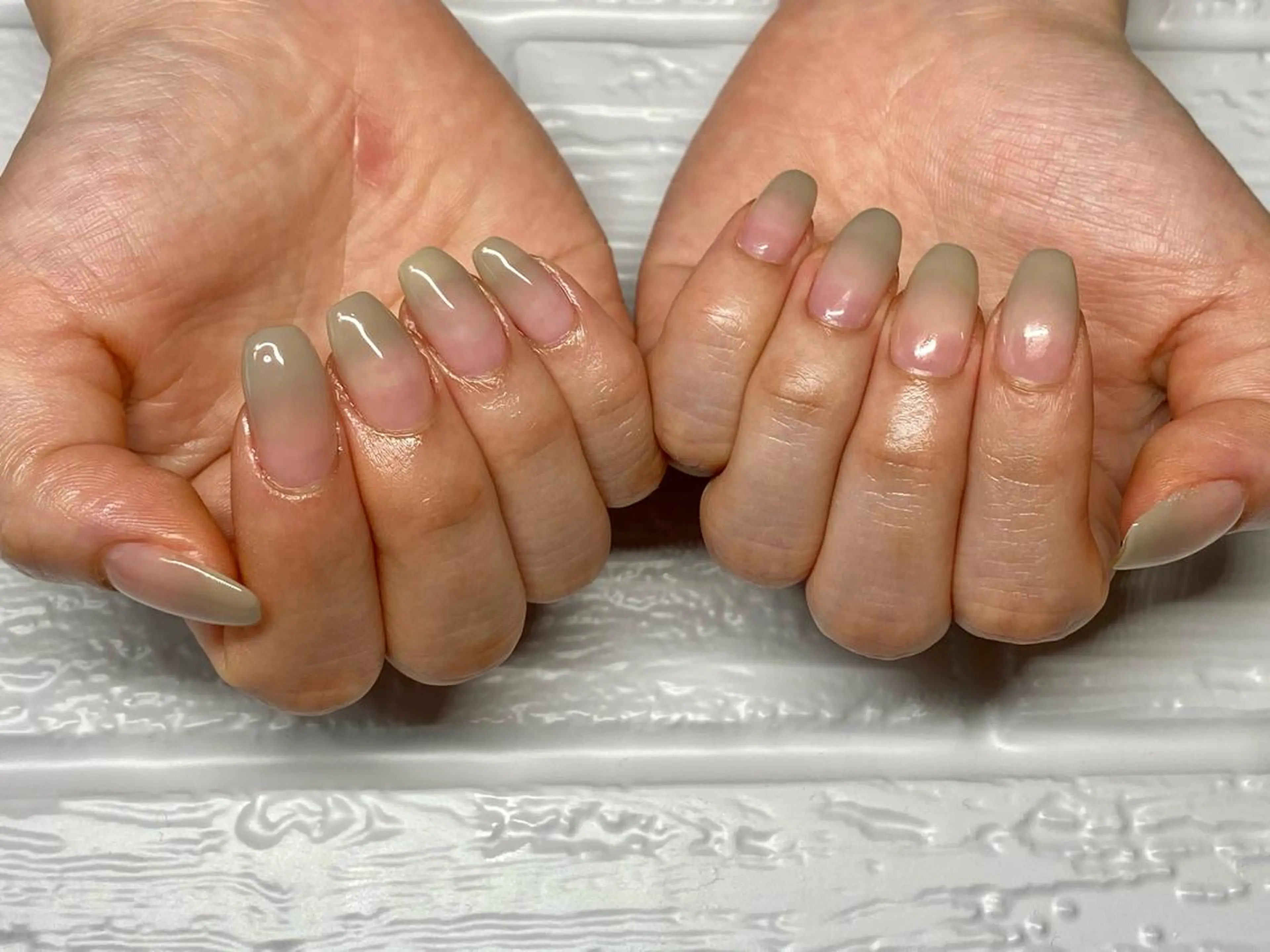 ネイル グラデーション akita kazumiのネイルデザイン