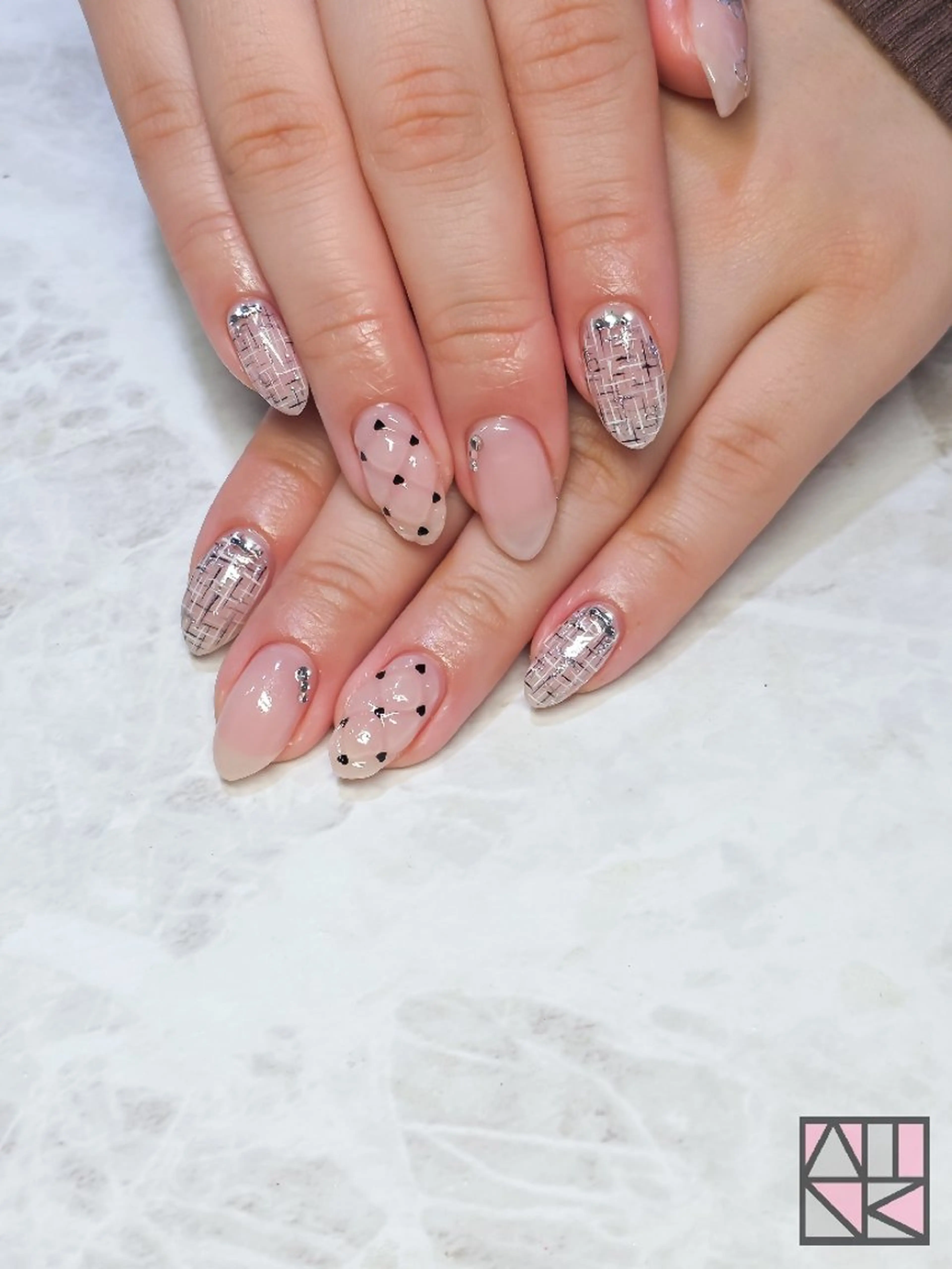 ネイル ハンドネイル WINK所属・吉澤 響香のネイルデザイン