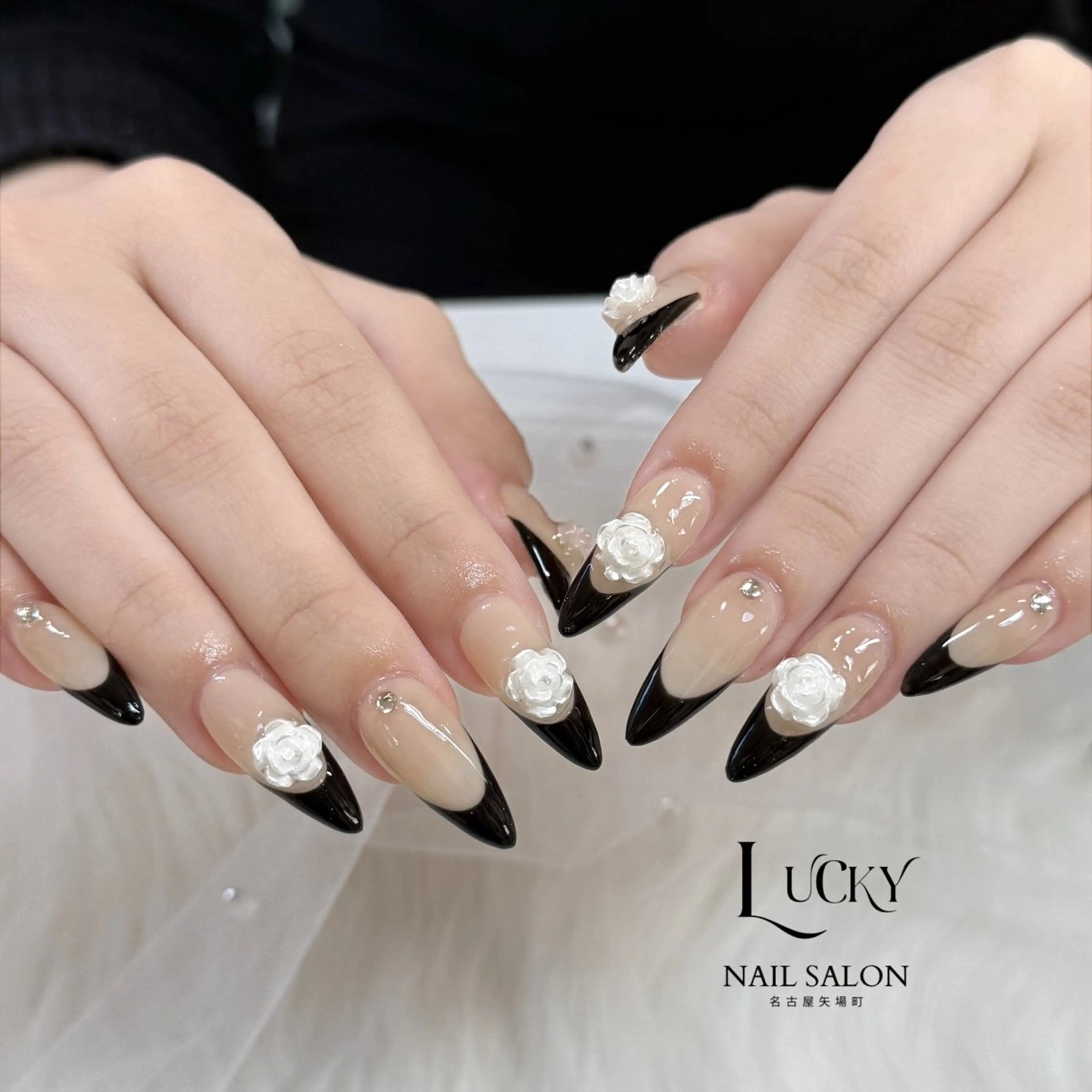 ネイル アートネイル ジェルネイル ロングネイル 持ち込み シンプルネイル ハンドネイル Lucky Nail Salon所属・Lucky Nail Salonのネイルデザイン