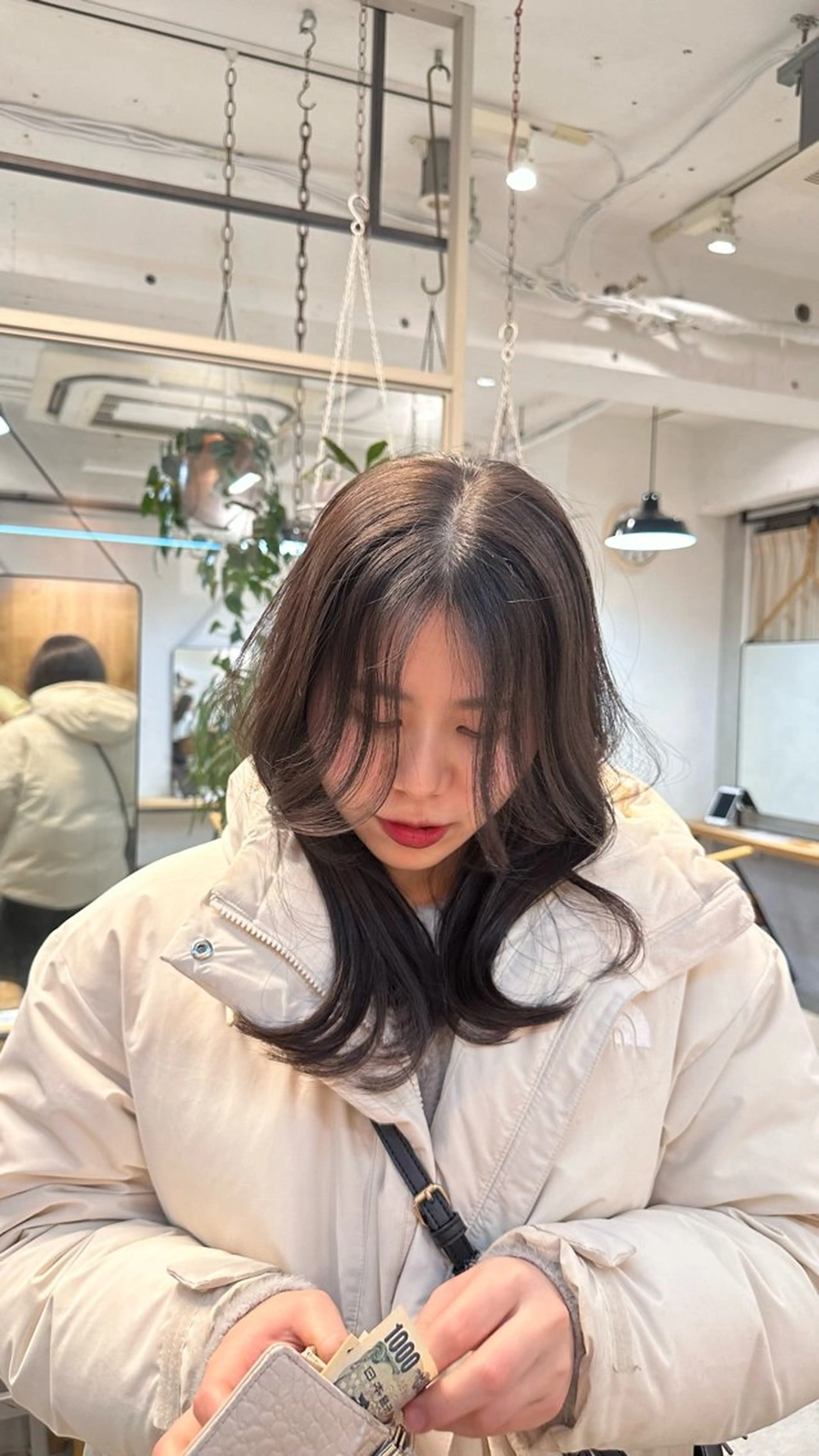 ミディアム カット Lomalia Rukaのヘアスタイル