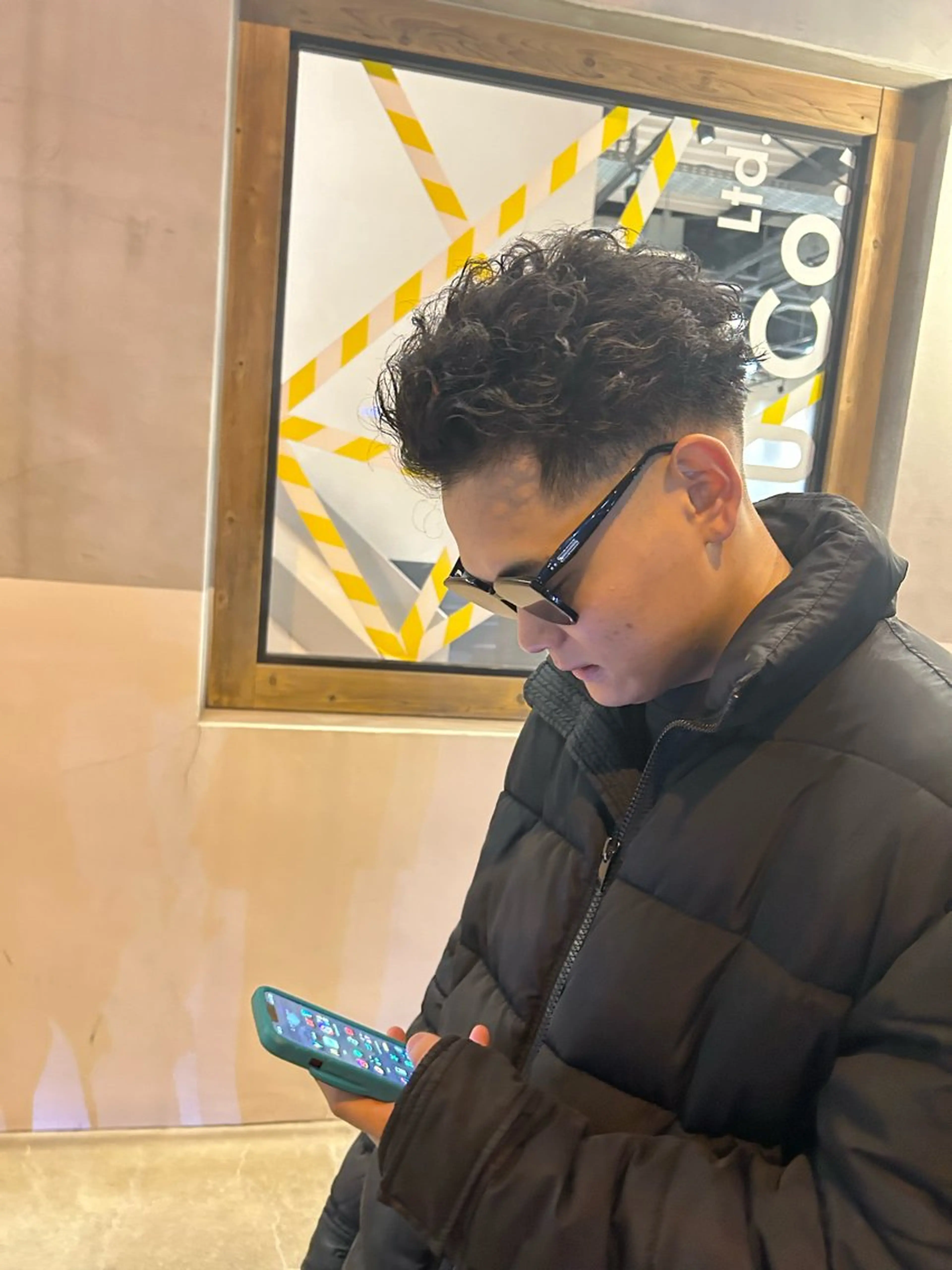 パーマ メンズ 岩田 陸のヘアスタイル