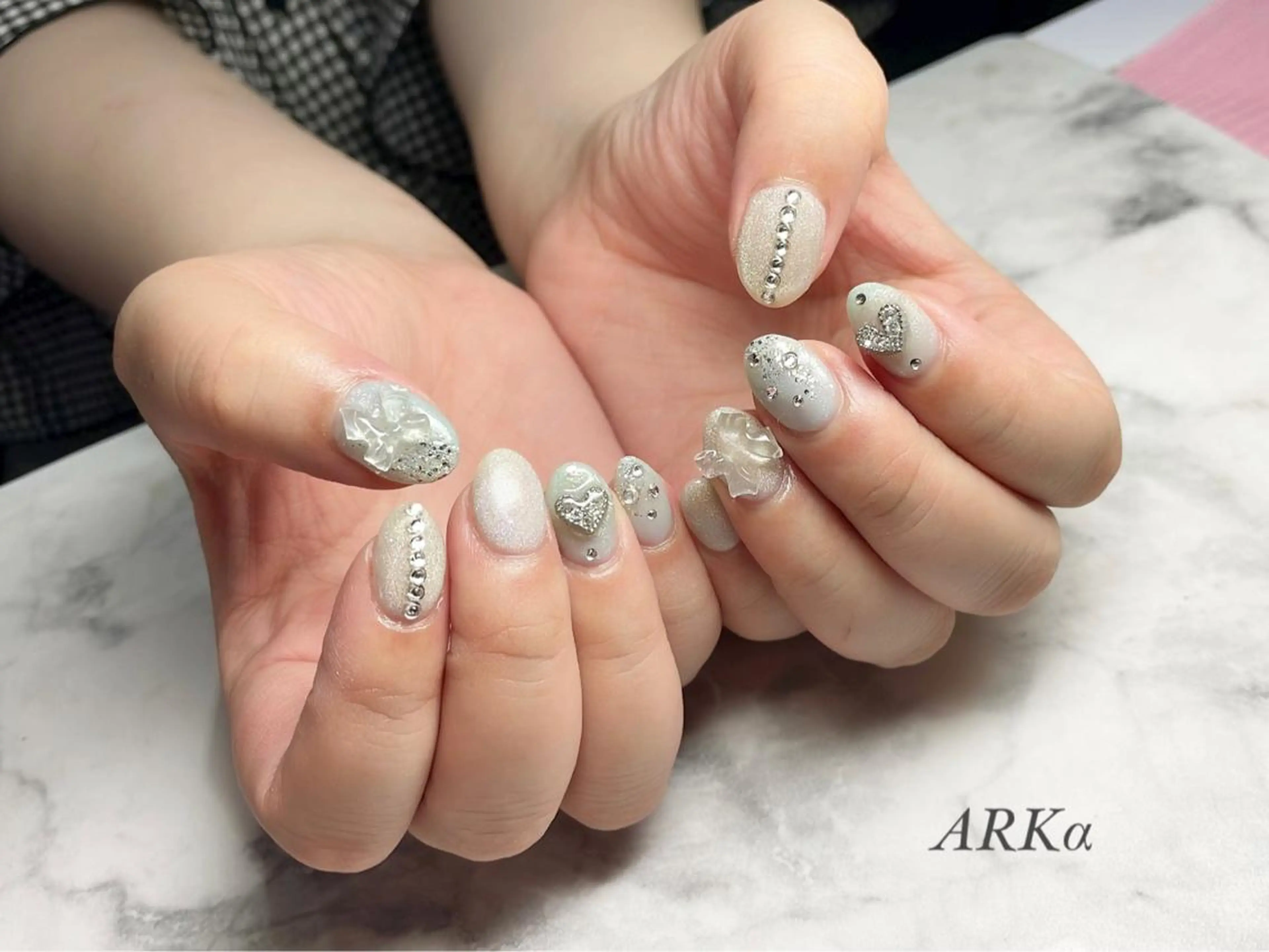 ネイル ハンドネイル ARKα Nishiのネイルデザイン