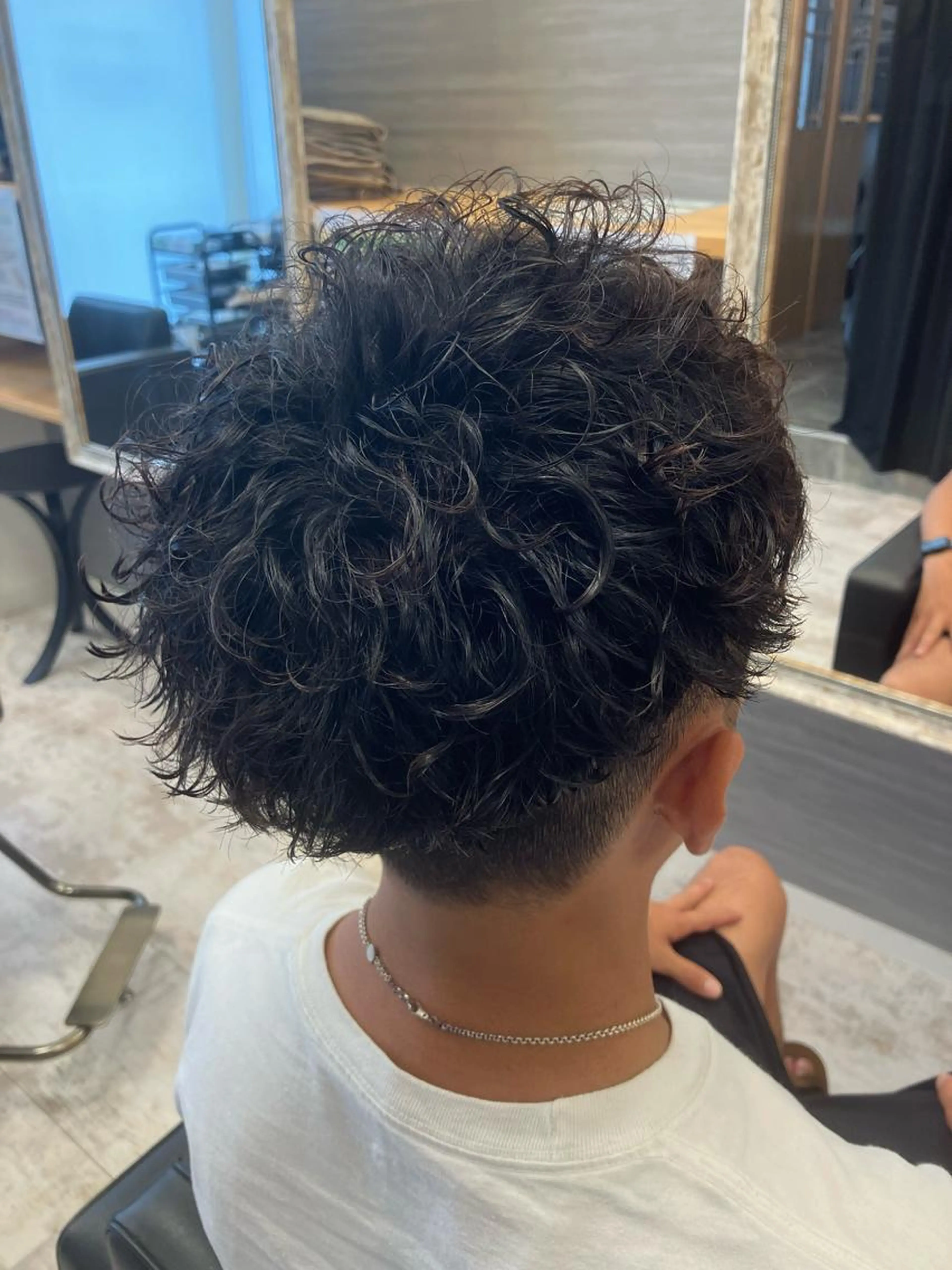 【おすすめ】デザインカット＋スパイラルパーマ＋眉カット🔥頭皮に優しい泡パーマ🔥の写真