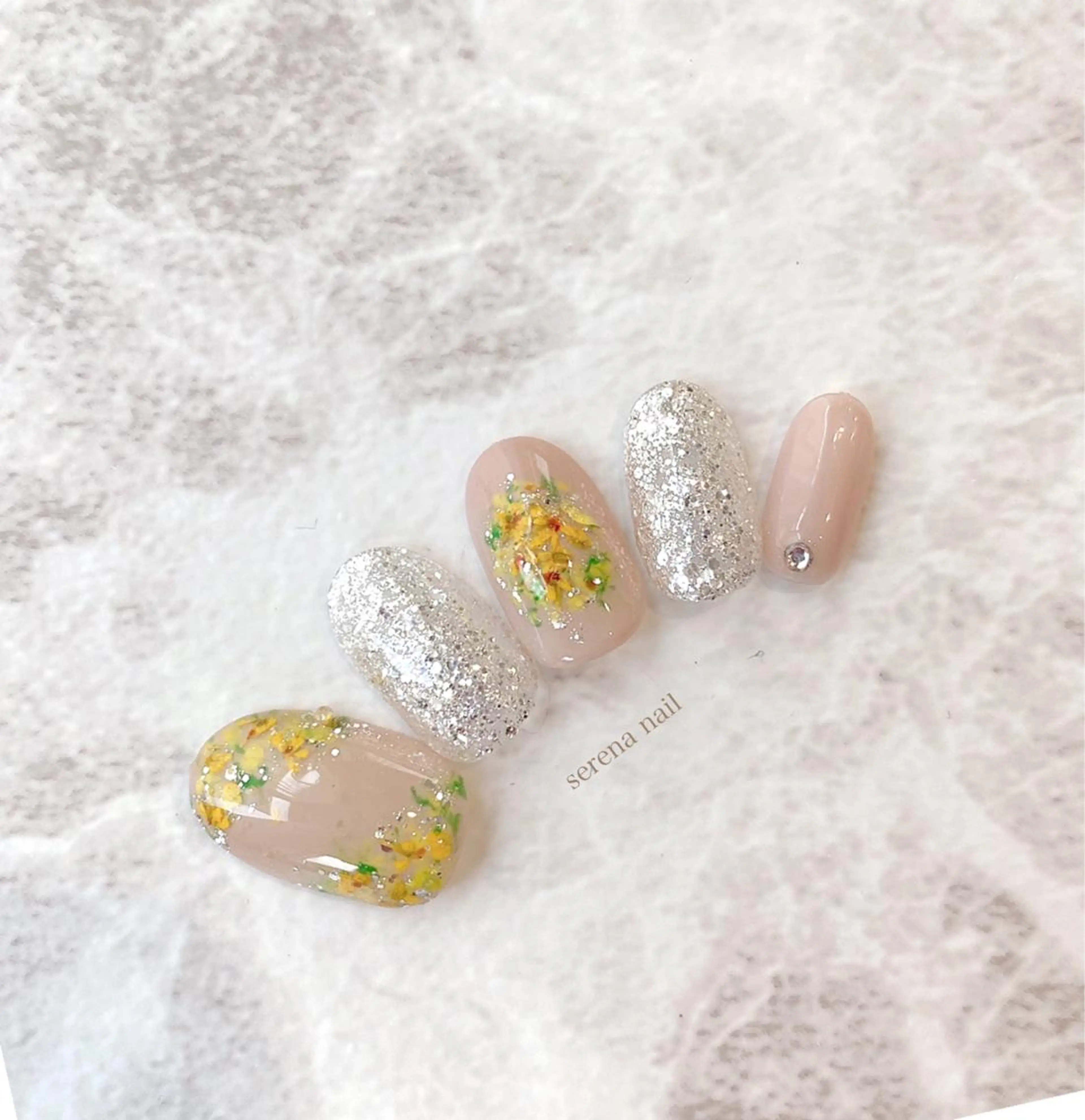 ネイル serena nailのネイルデザイン