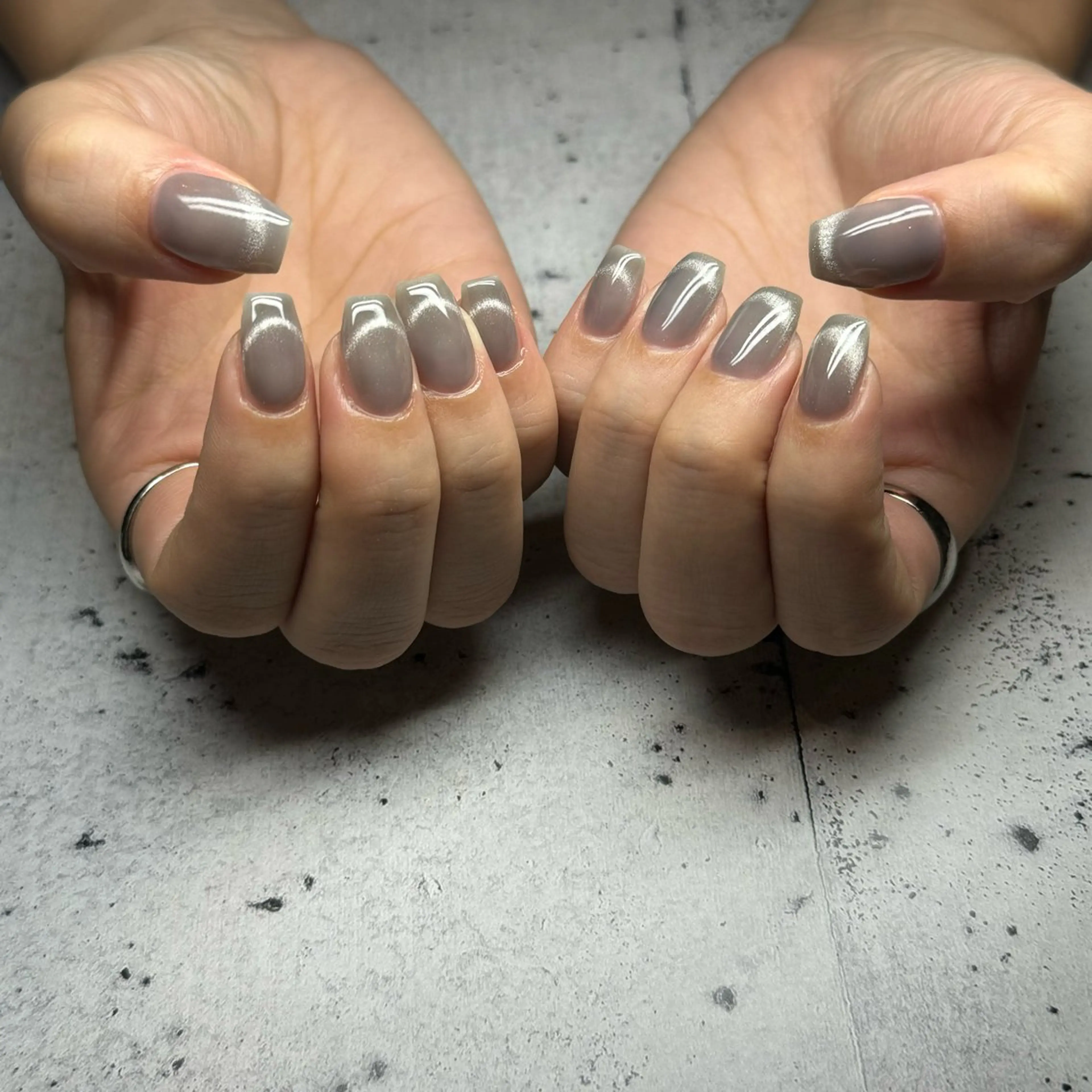 ネイル フレンチネイル ハンドネイル 𝐫𝐚𝐢 𝐧𝐚𝐢𝐥の眉毛・アイブロウイメージ