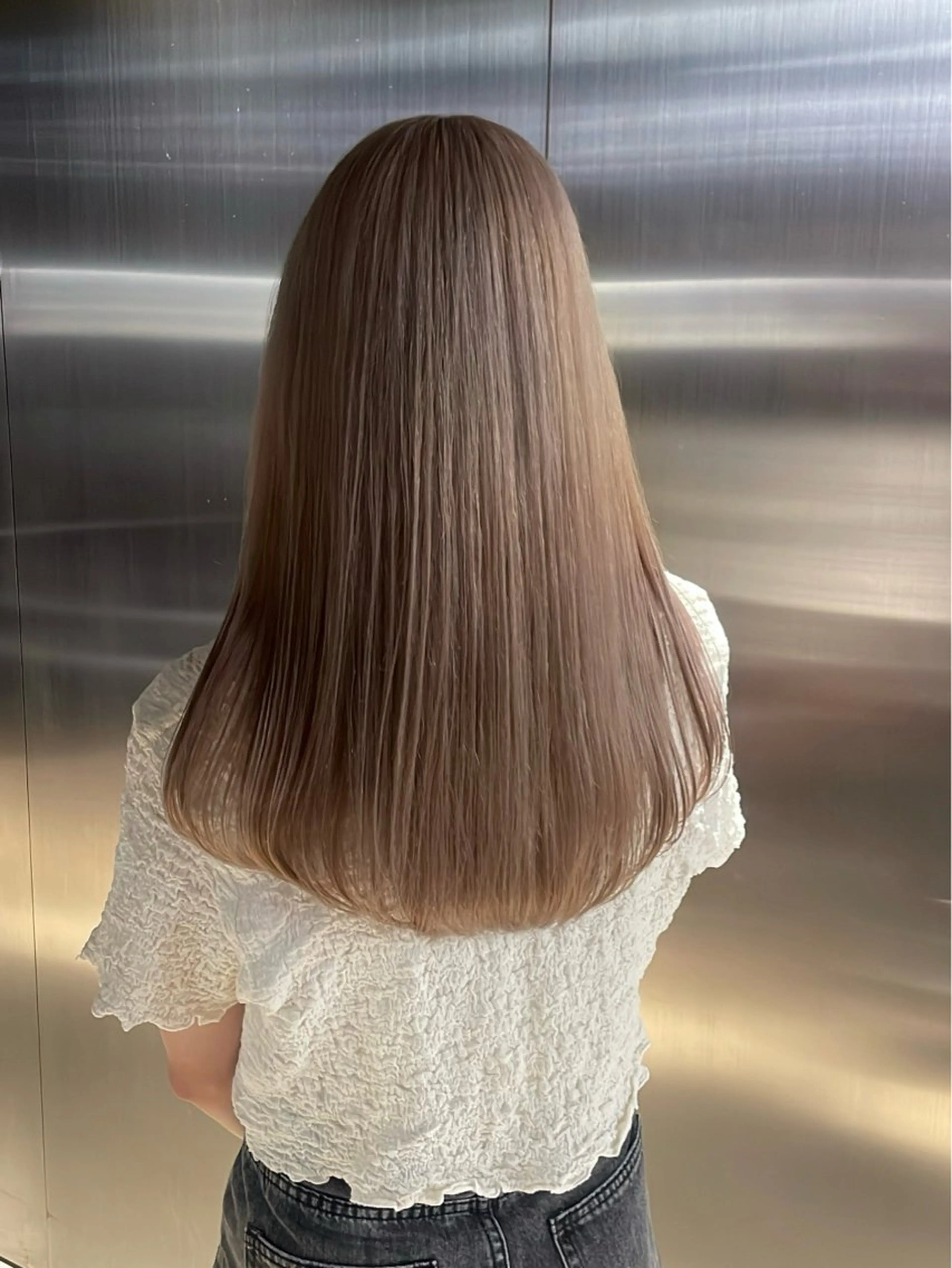 ロング カラー ベージュカラー ブリーチ ブラウンカラー ミルクティーベージュ 名古屋栄♡PELE/ ブリーチ/ハイトーンのヘアスタイル