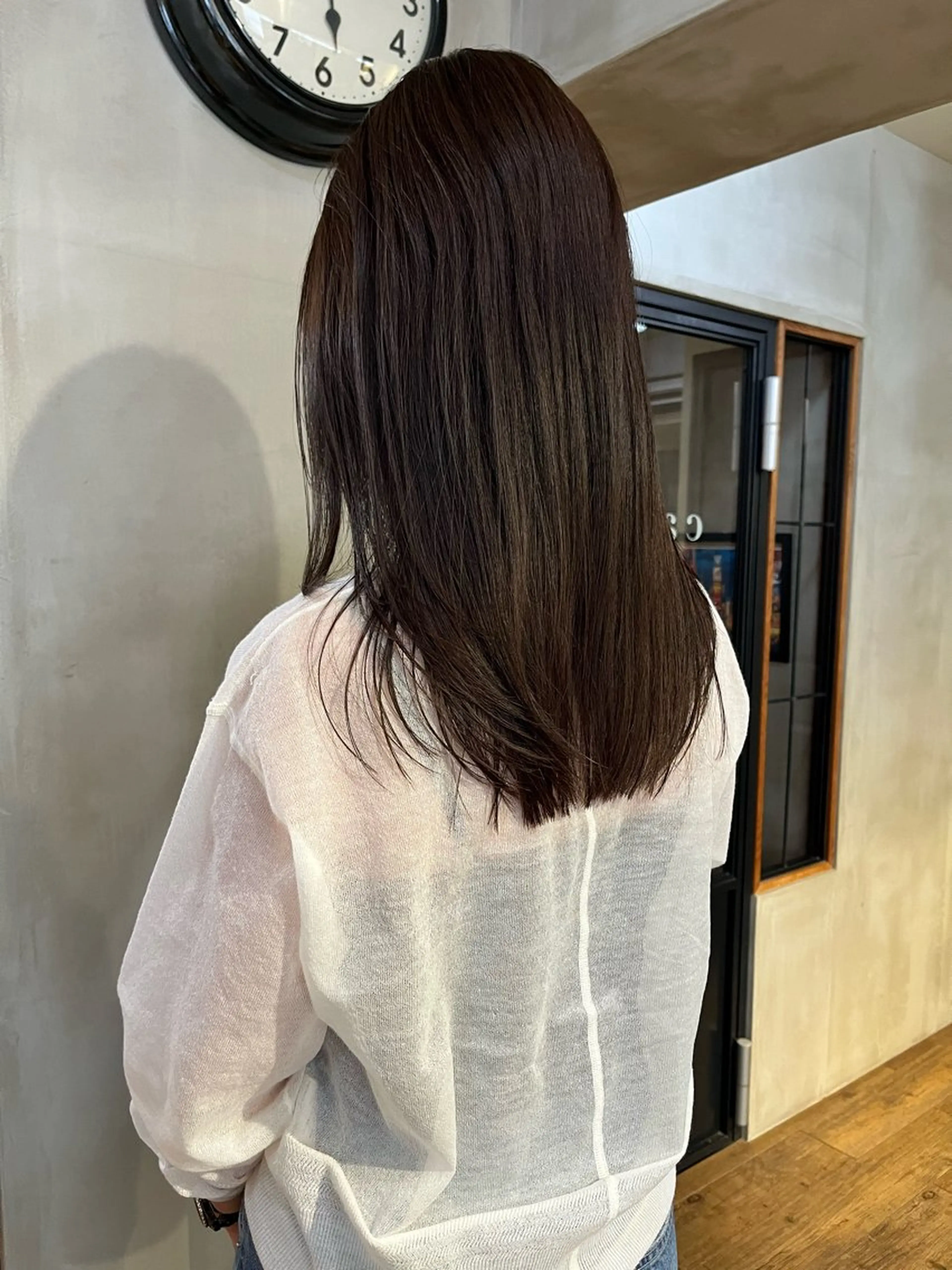 セミロング カラー ブラウンカラー 透明感カラー レイヤーカット 薬院:今泉/上川美幸 大人ヘア/暗髪カラーのヘアスタイル