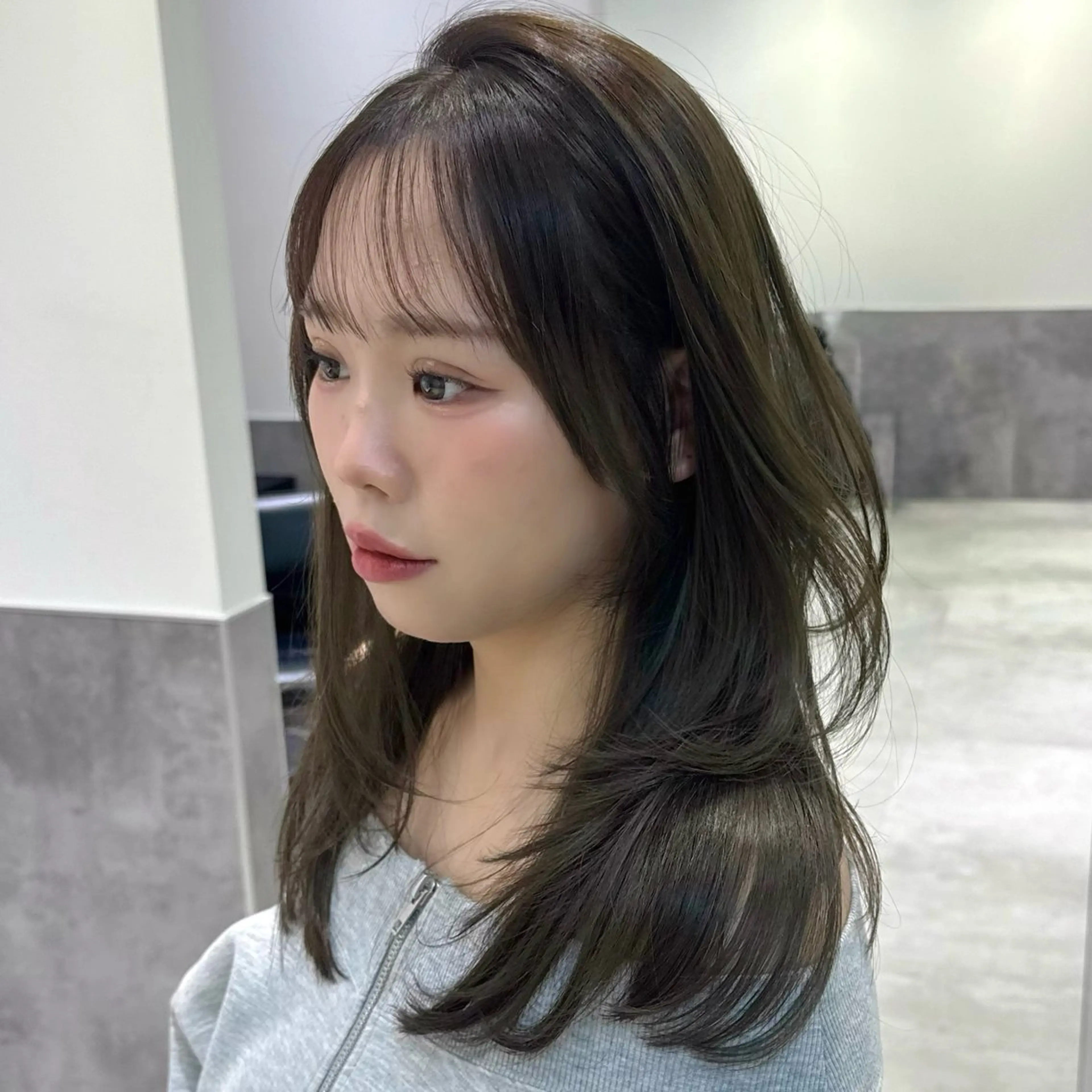 セミロング 顔周りカット レイヤーカット カット ヘアカラー トリートメント GO TODAY 原宿Verno店所属・韓国系支持率No.1 レイヤー特化/きょうのヘアスタイル