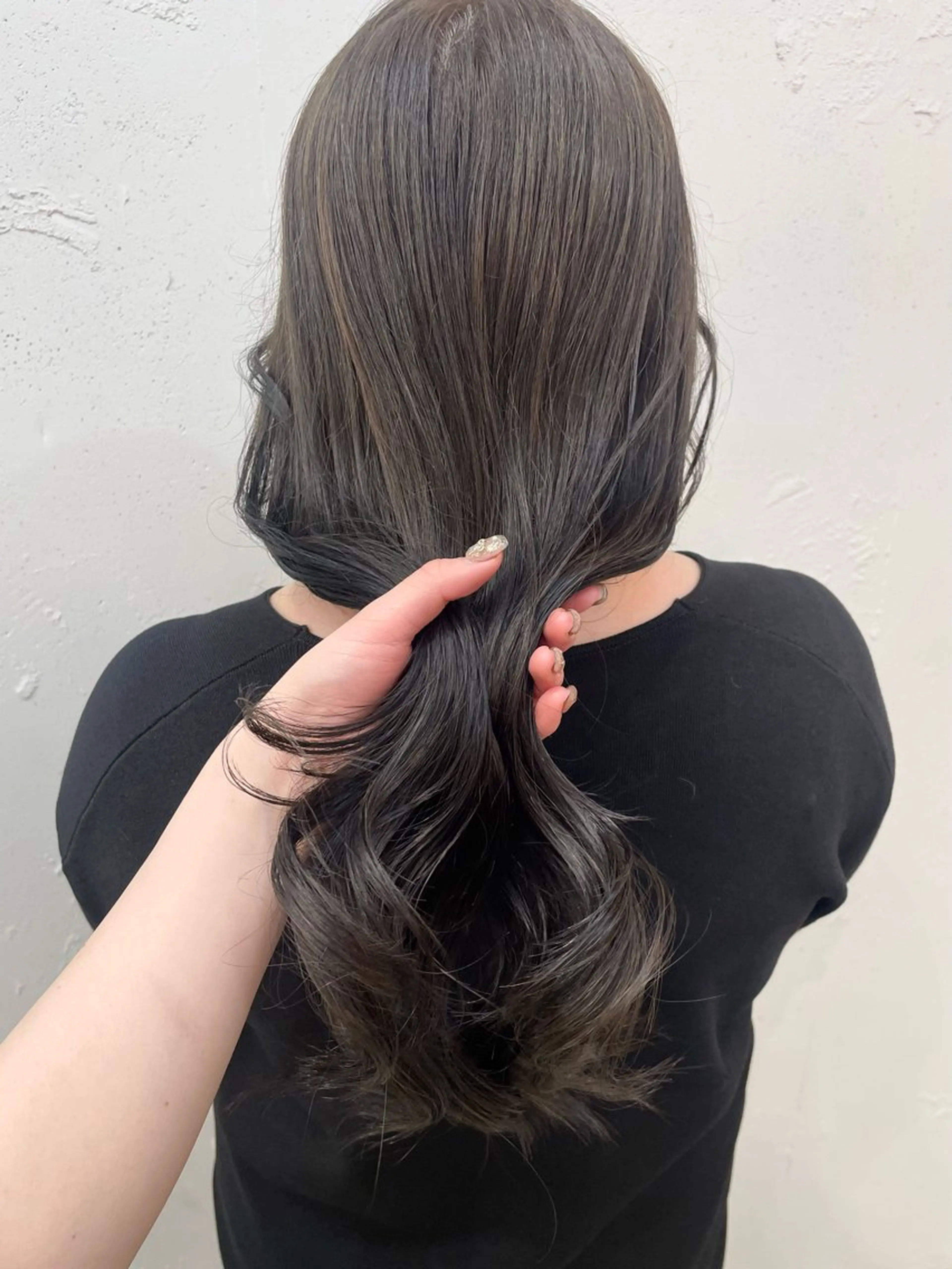 ロング カラー ROMMY.所属・ナカノユウ/本厚木/ レイヤーカットのヘアスタイル