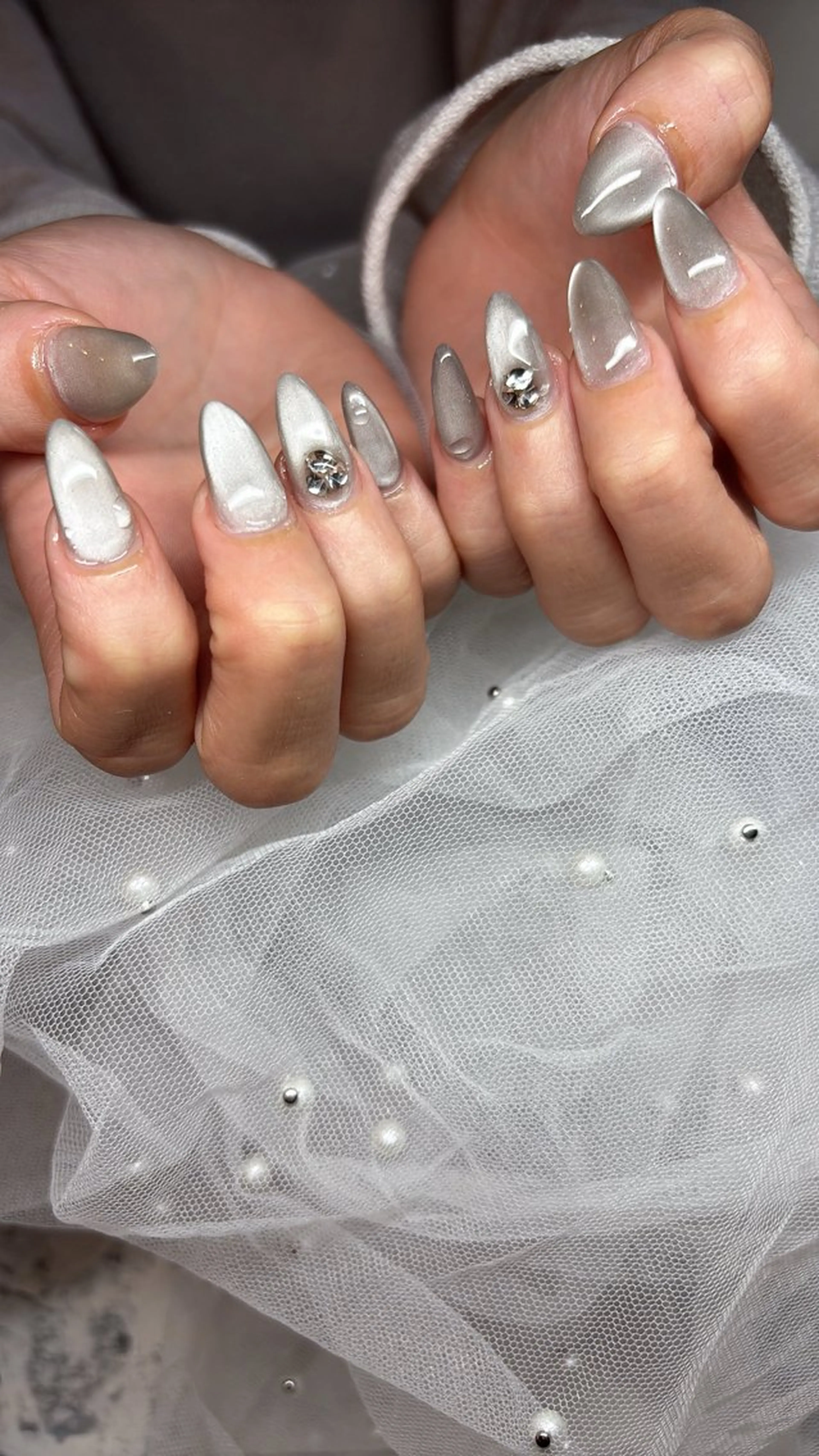 ネイル キラキラネイル マグネットネイル ハンドネイル happiness nailのネイルデザイン