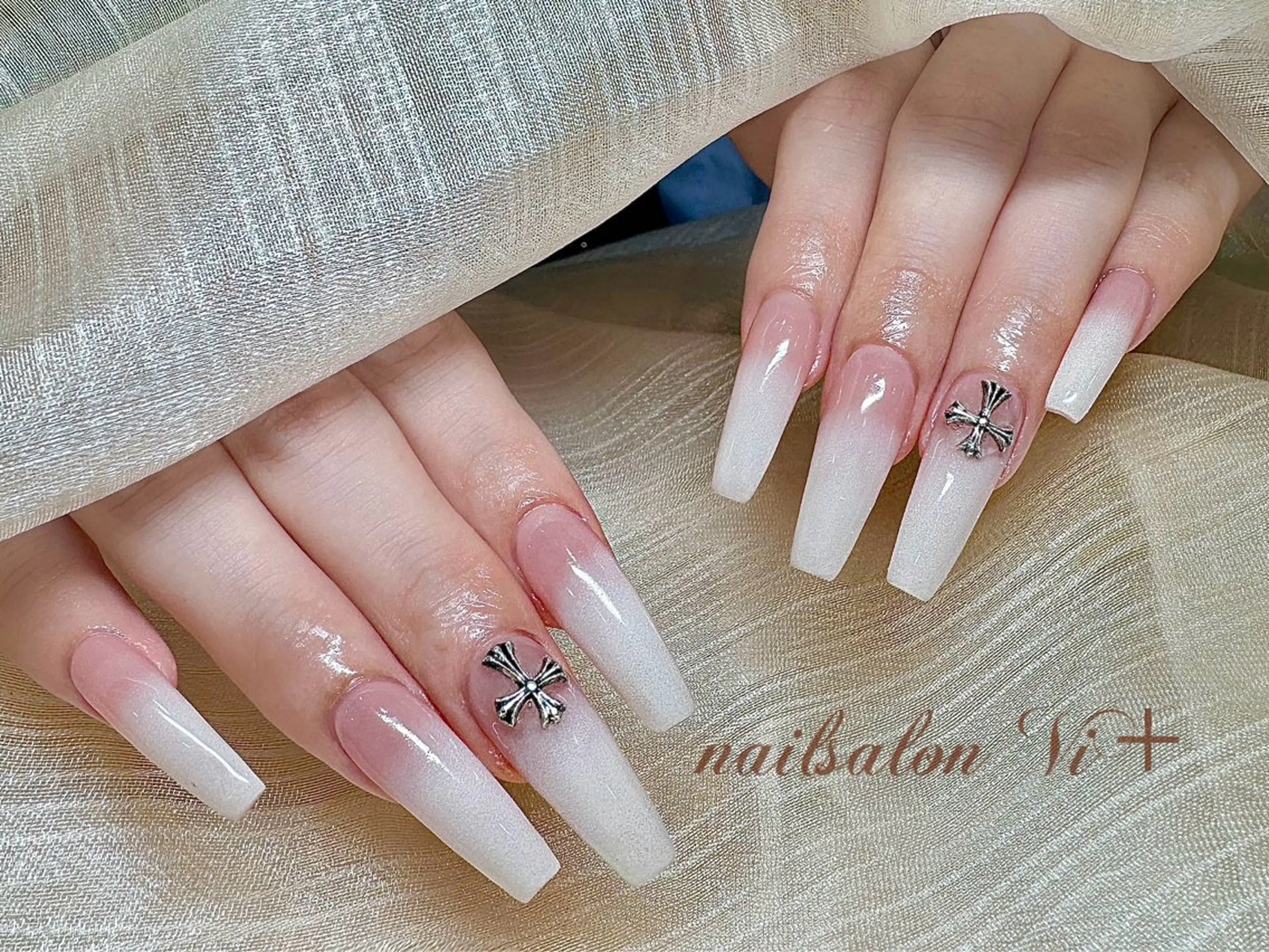 ネイル ハンドネイル ✨Nailsalon Vi+✨のネイルデザイン