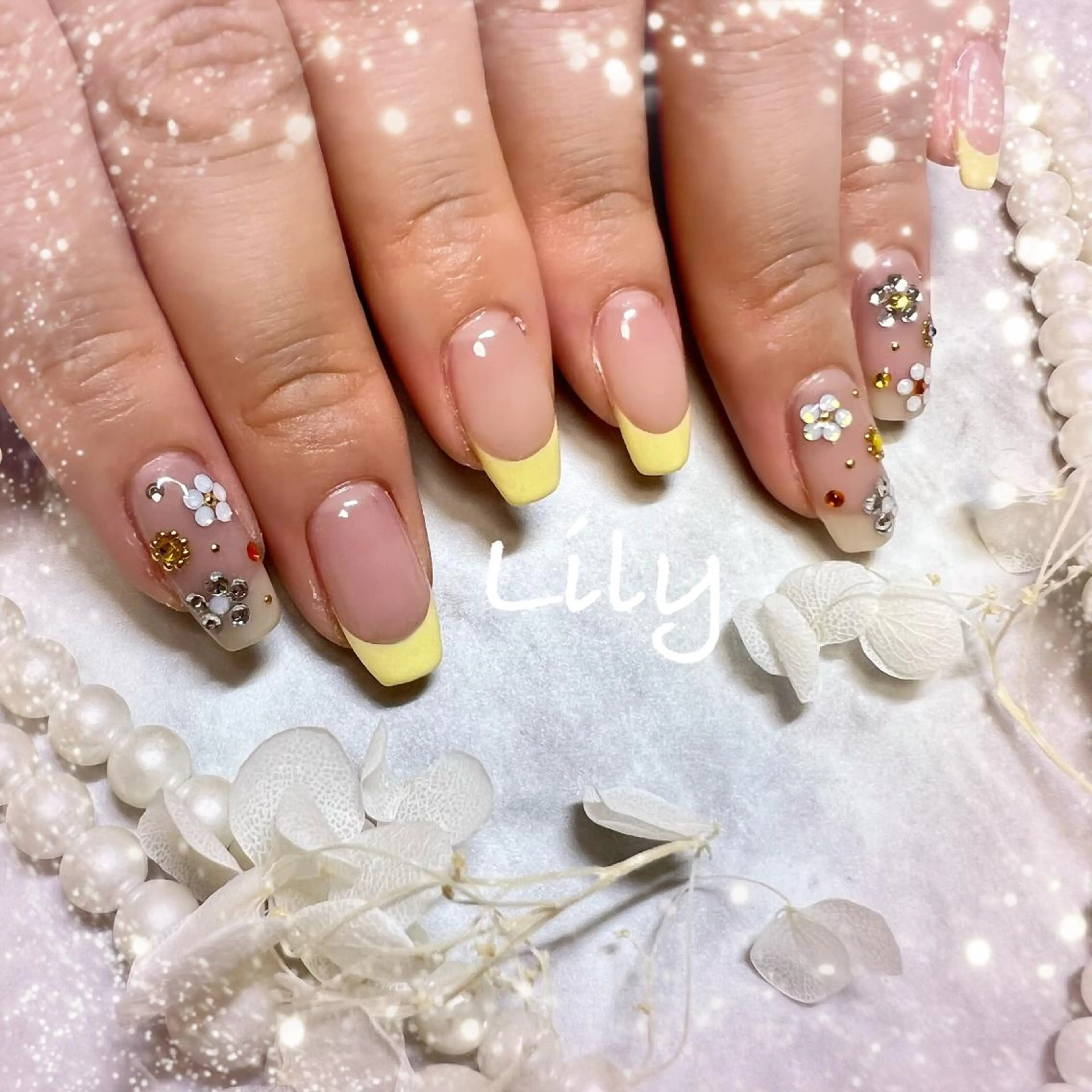 ネイル Nailsalon Lilyのネイルデザイン