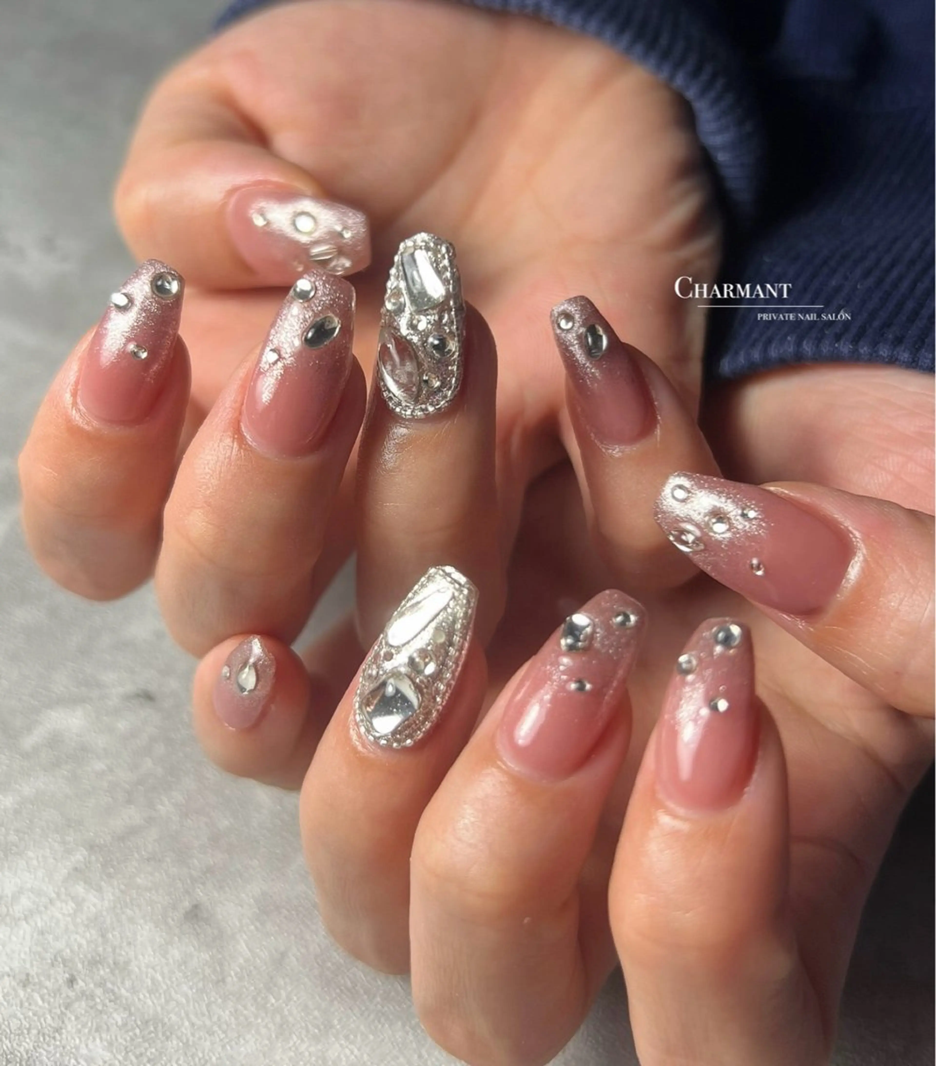 ネイル ハンドネイル Minako 【Charmant】のネイルデザイン