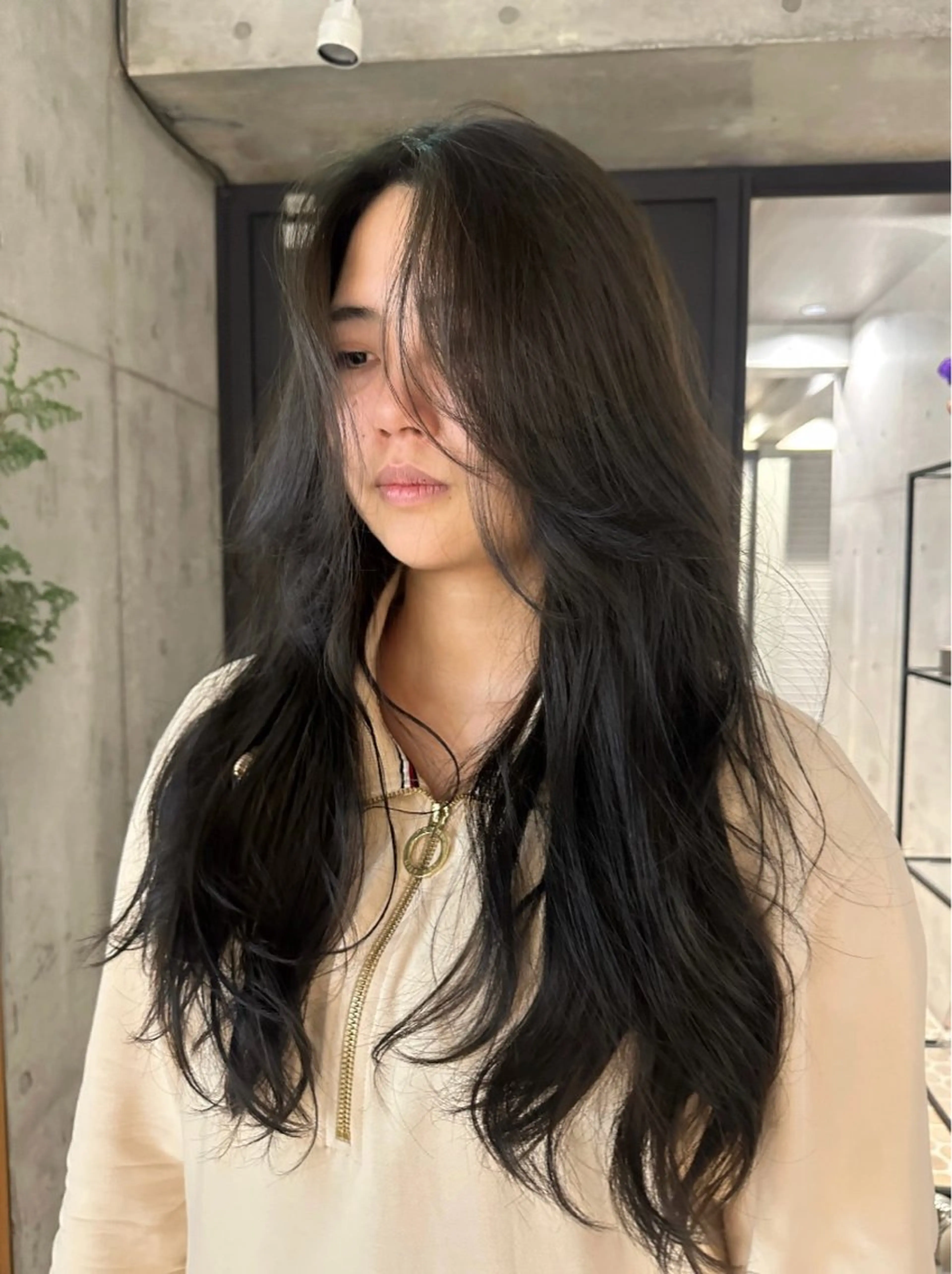 ロング カラー グレージュ オリーブグレージュ オリーブグレー ヘアカラー トリートメント 中里　凜 /自由が丘のヘアスタイル