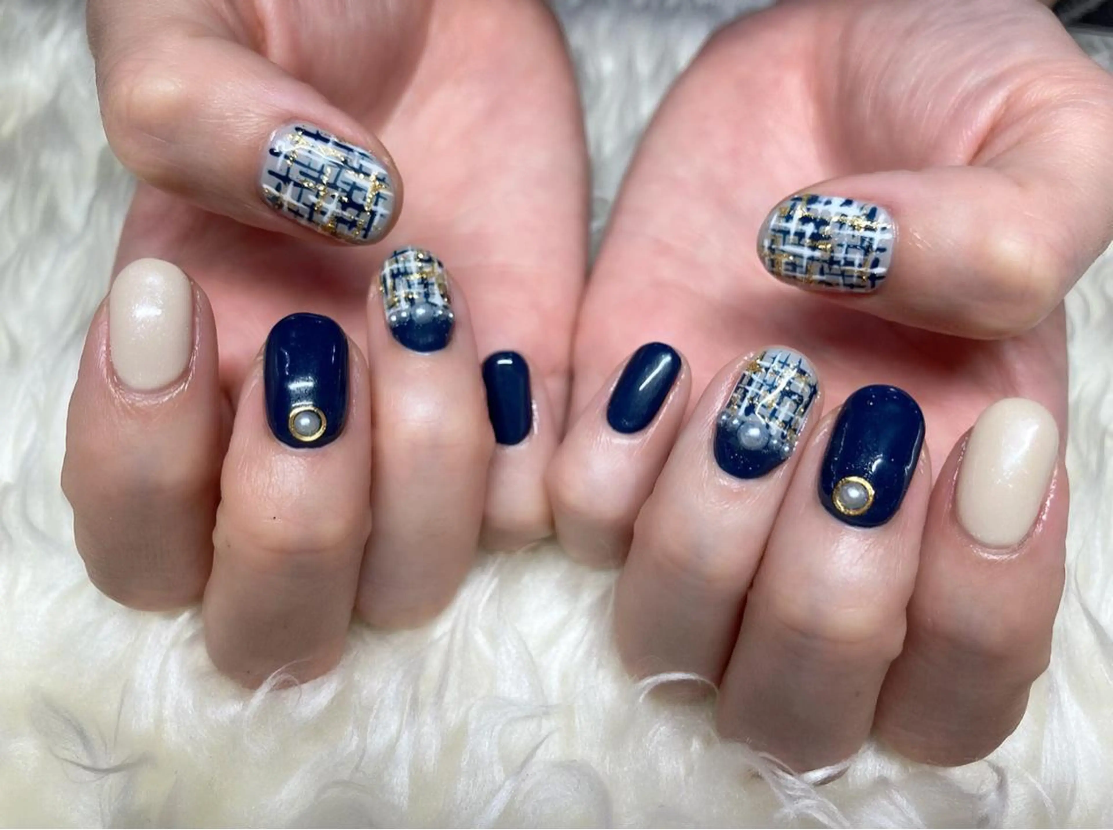 ネイル ジェルネイル ニュアンスネイル パラジェル ツイードネイル 冬ネイル ハンドネイル Nail&eye Belire 新宿のネイルデザイン