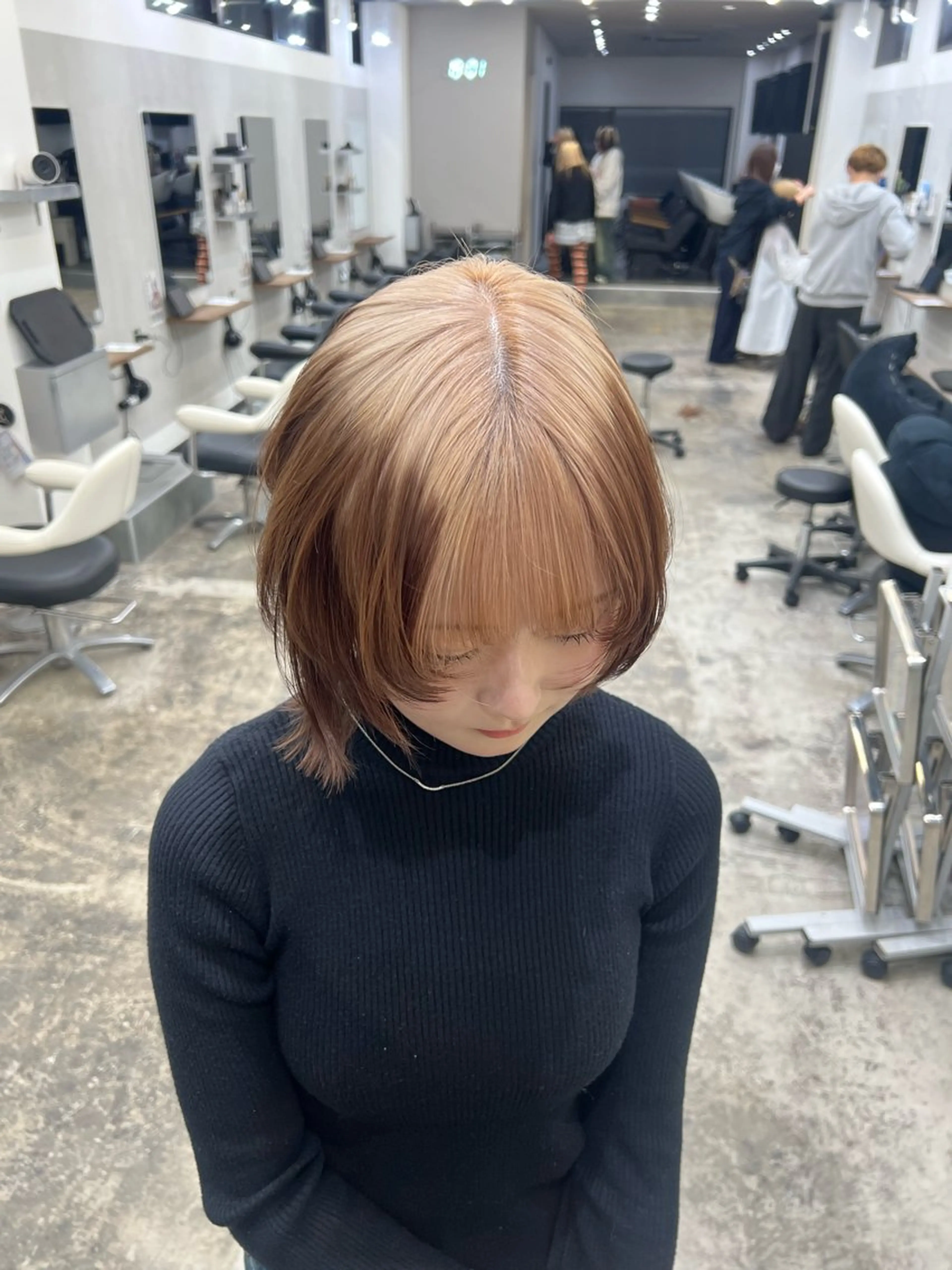 ミディアム カラー ボブレイヤー ブリーチ 透明感カラー ハイトーンカラー ボブ カット ヘアカラー ウルフ🐺/ボブ ハイトーン🌈/増田のヘアスタイル