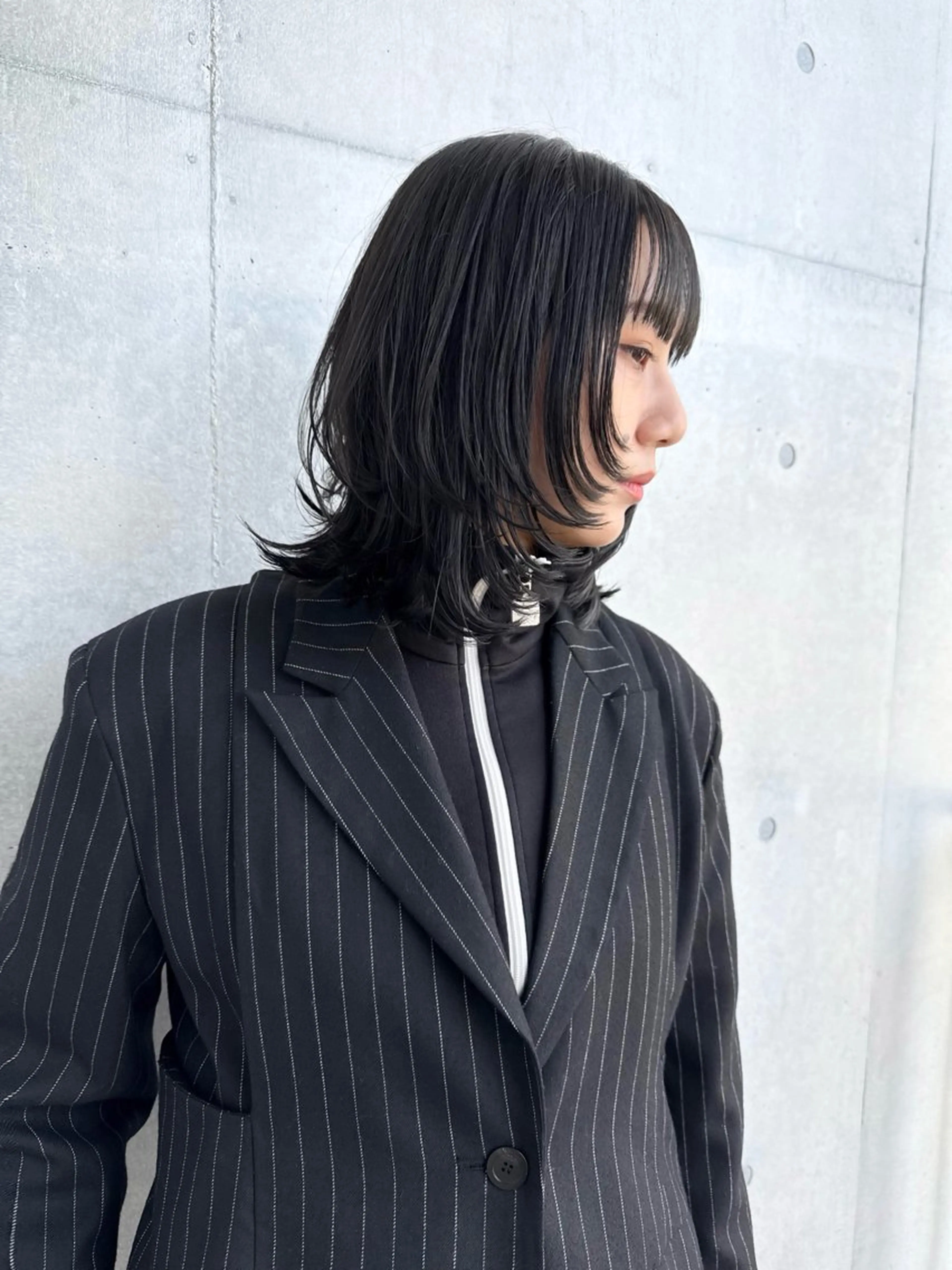 ミディアム カラー オリーブグレー レイヤーカット ウルフカット ウルフレイヤー カット ✂︎ウルフカット /レイヤーカット✂︎のヘアスタイル