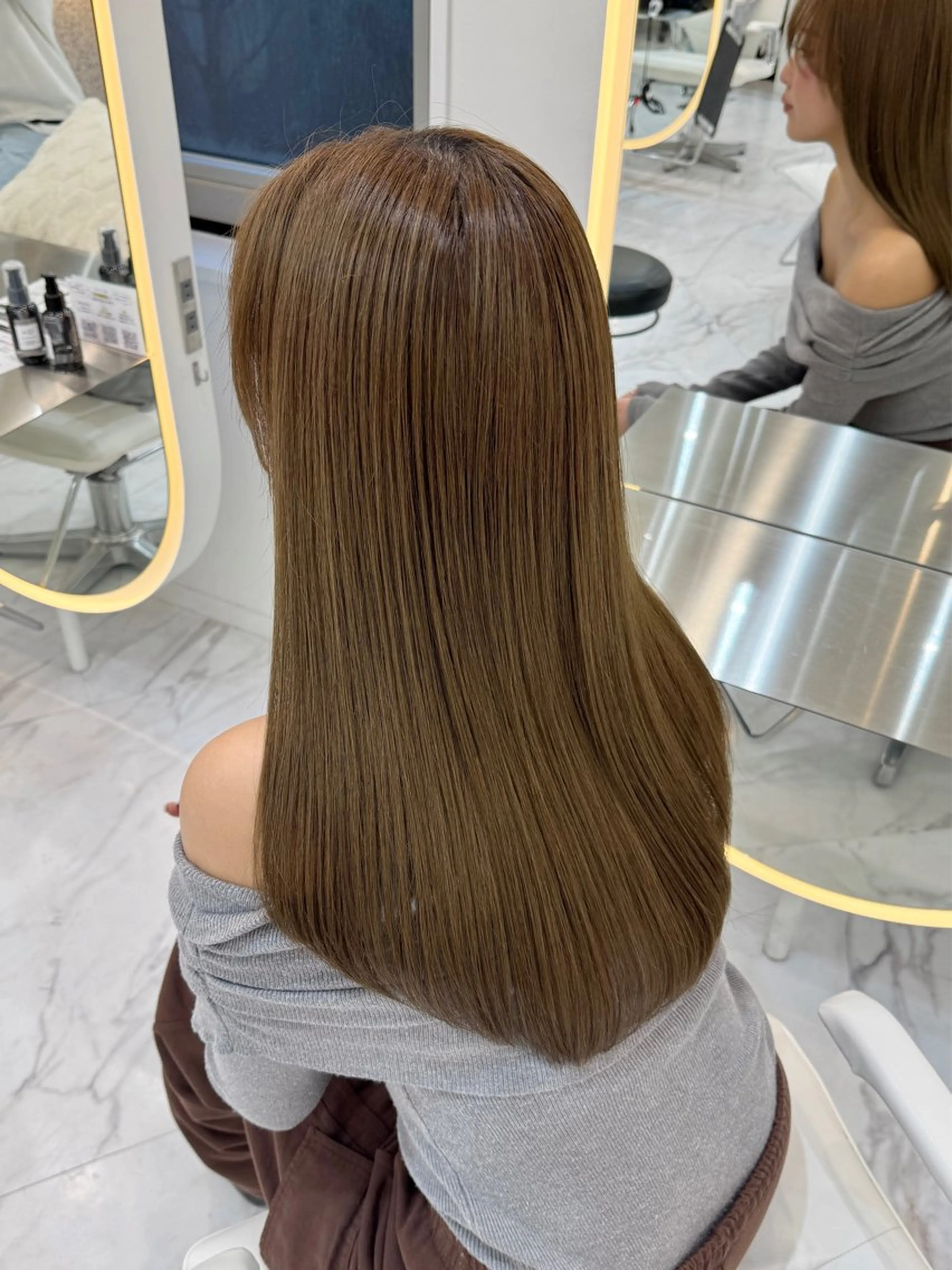 セミロング カット ヘアカラー トリートメント 髪質改善/艶髪 MINAMIのヘアスタイル