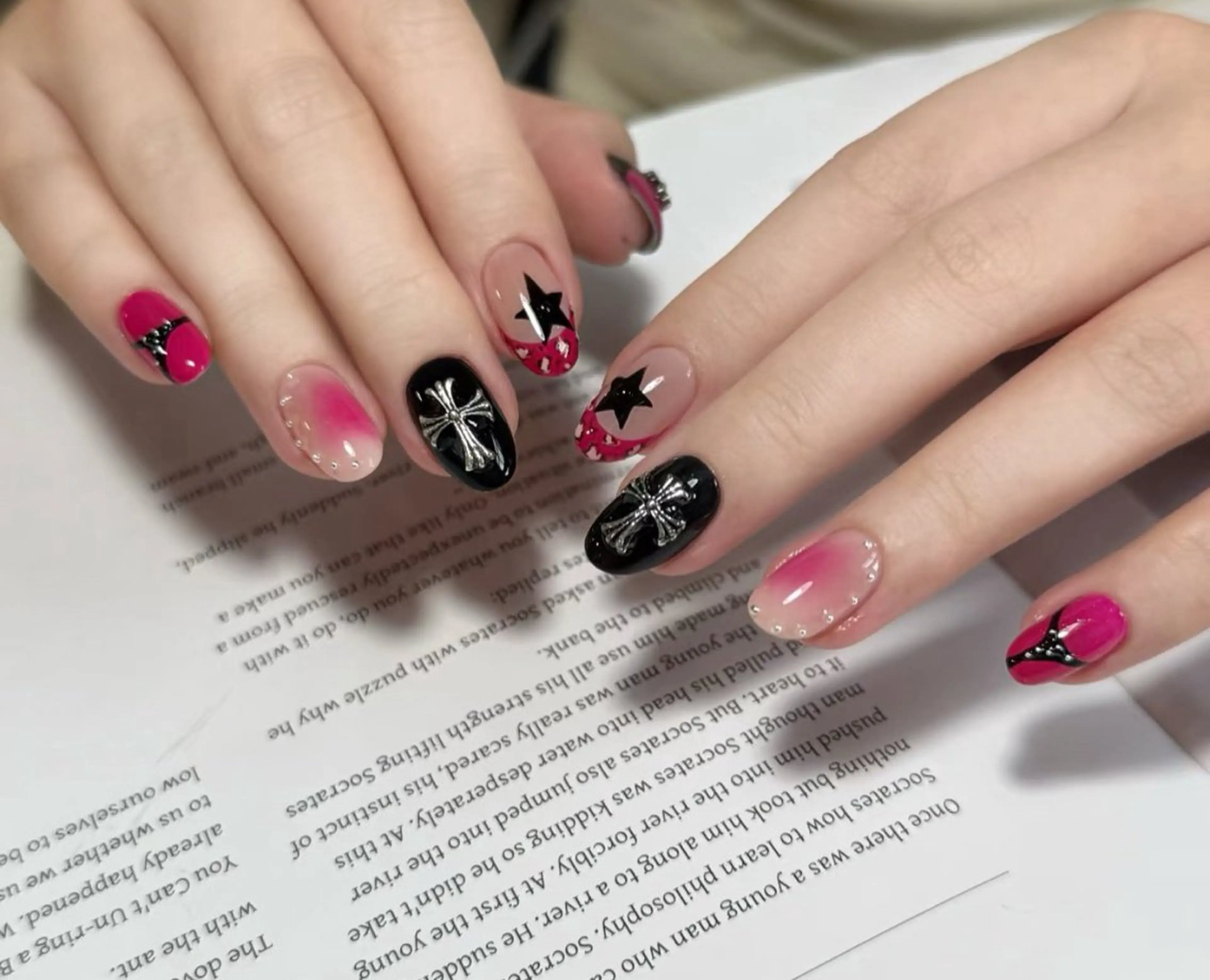 ネイル 櫻井 奈美子のネイルデザイン