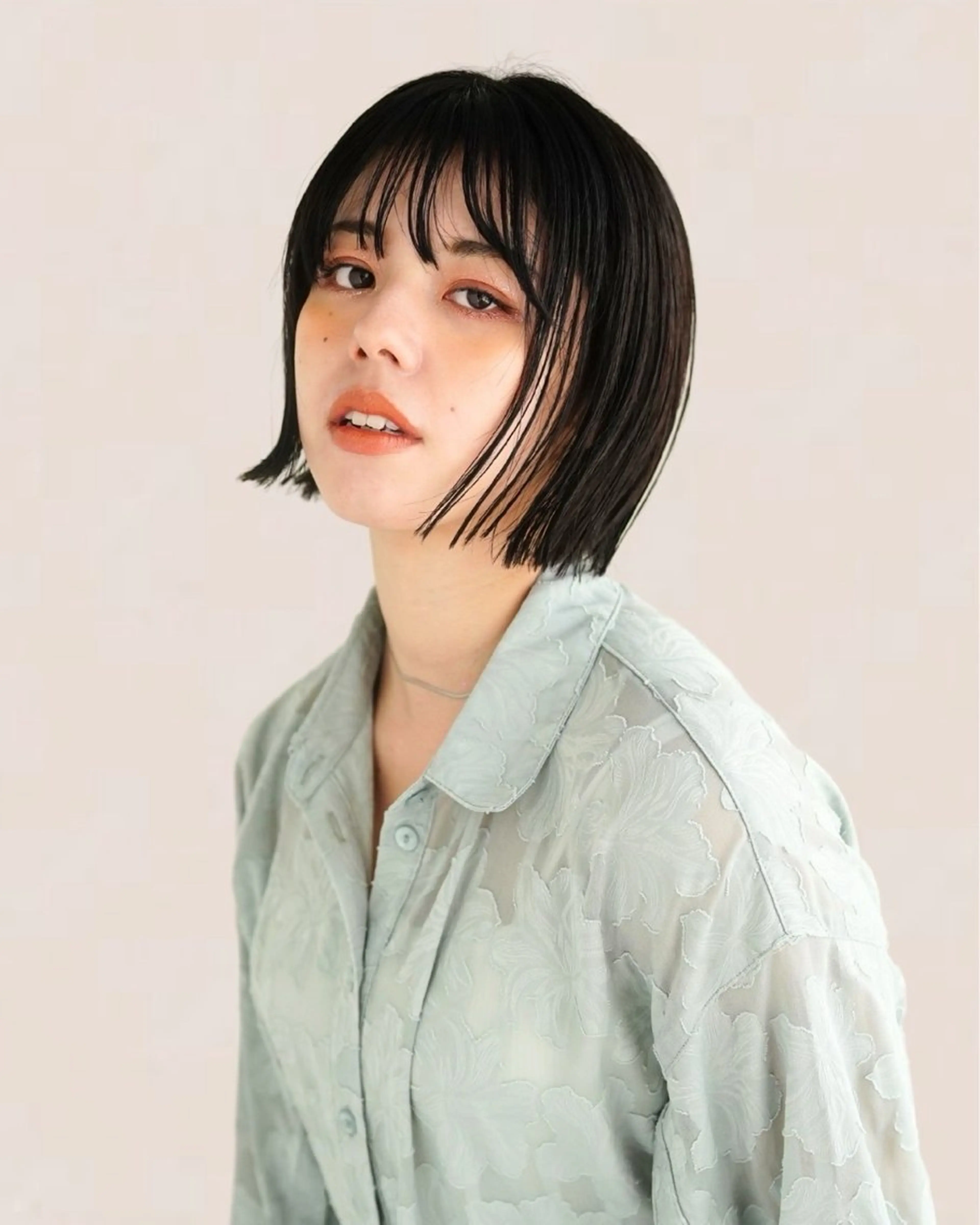 ミディアム 銀座⚜️【脱白髪染め 美髪矯正】トグチのヘアスタイル