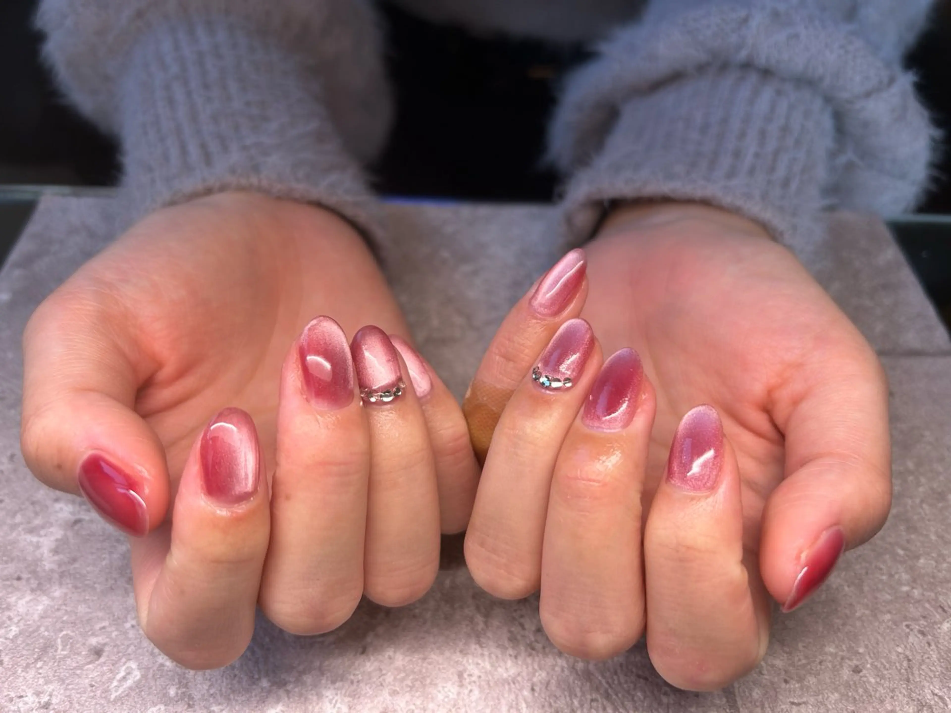 ネイル マグネットネイル ハンドネイル Lisa’s Salonのネイルデザイン