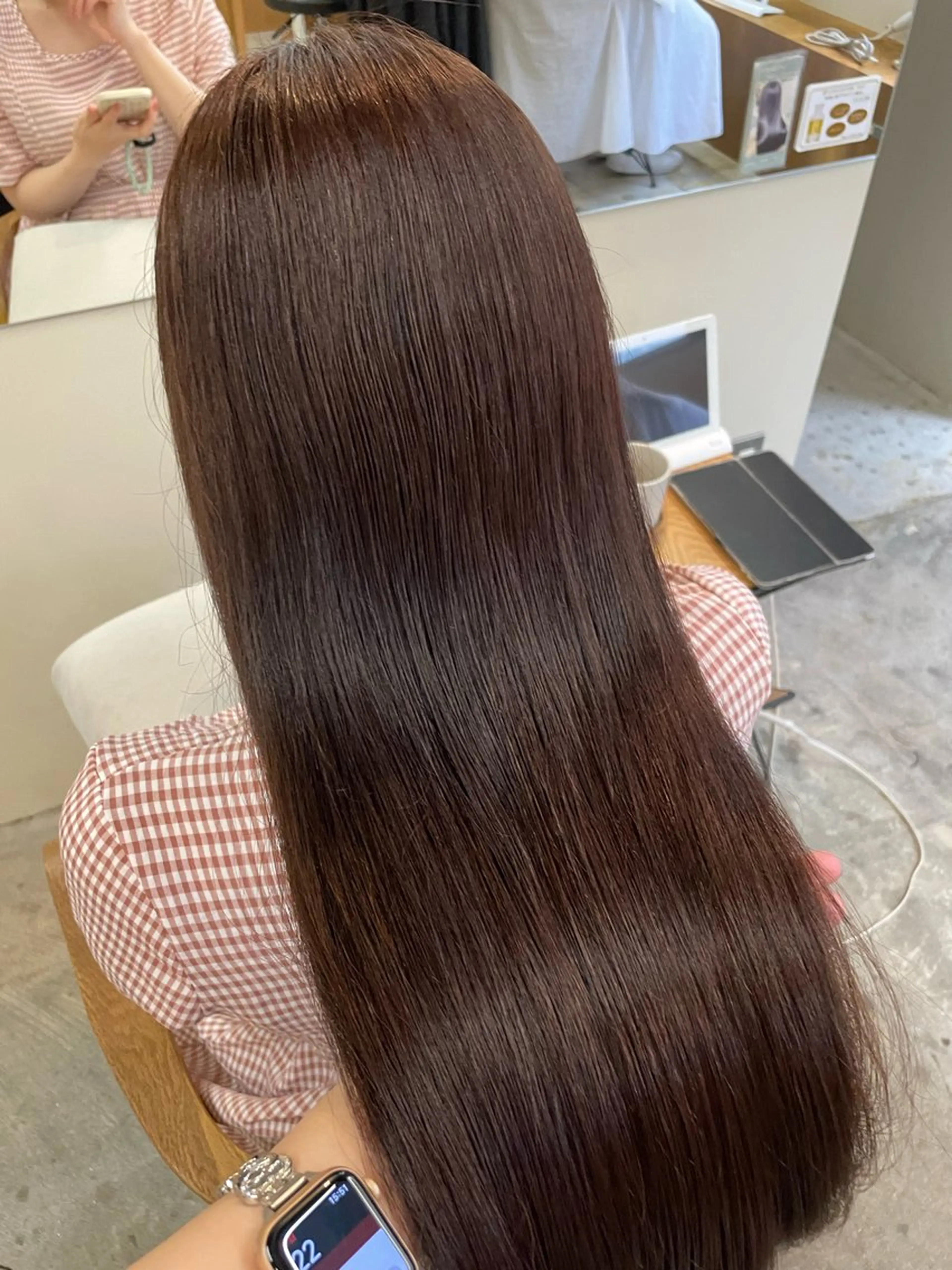 ロング カラー 山下 悠月のヘアスタイル