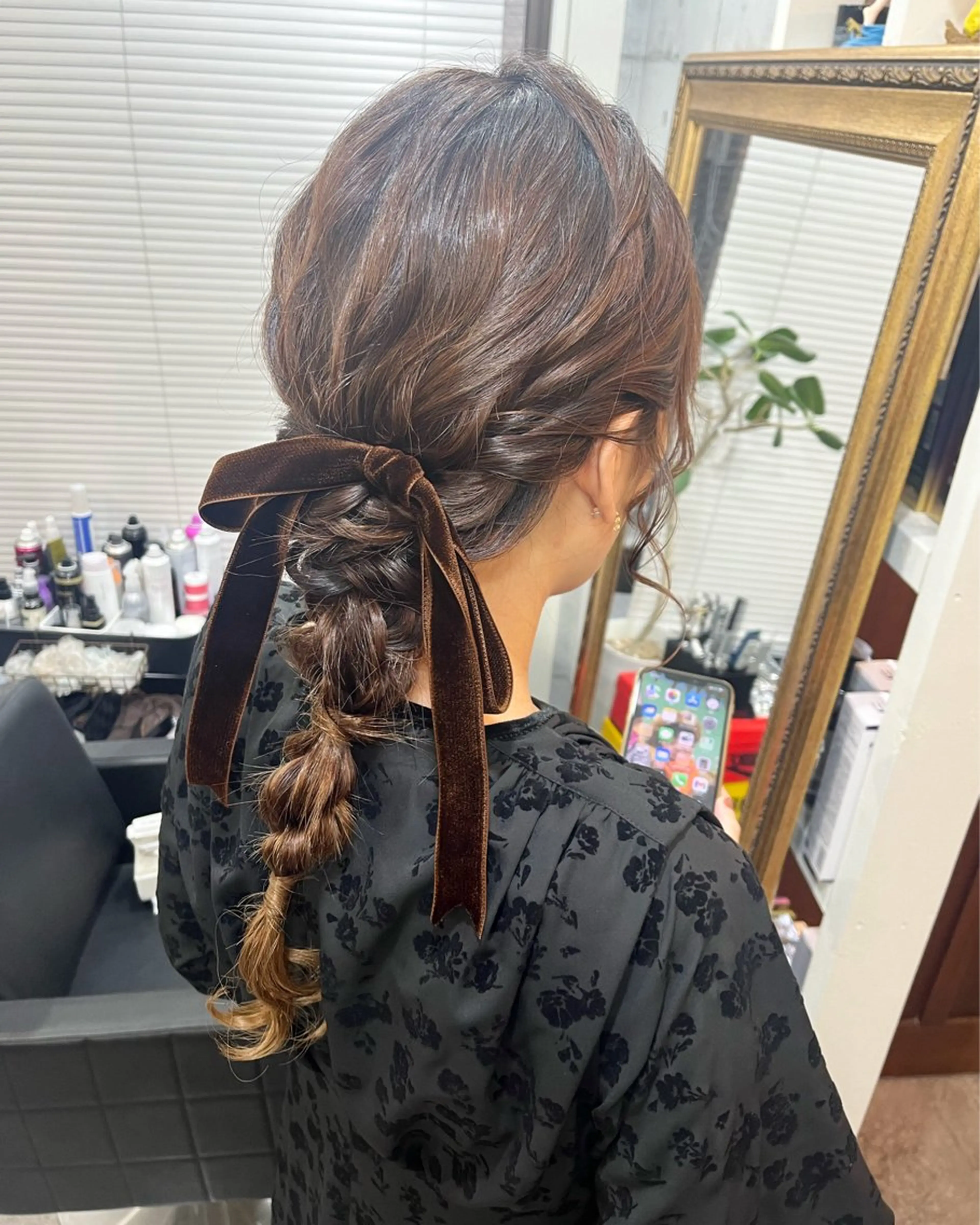 ロング ヘアアレンジ 玉ねぎヘアー ヘアセット 石井 綺乃のヘアスタイル