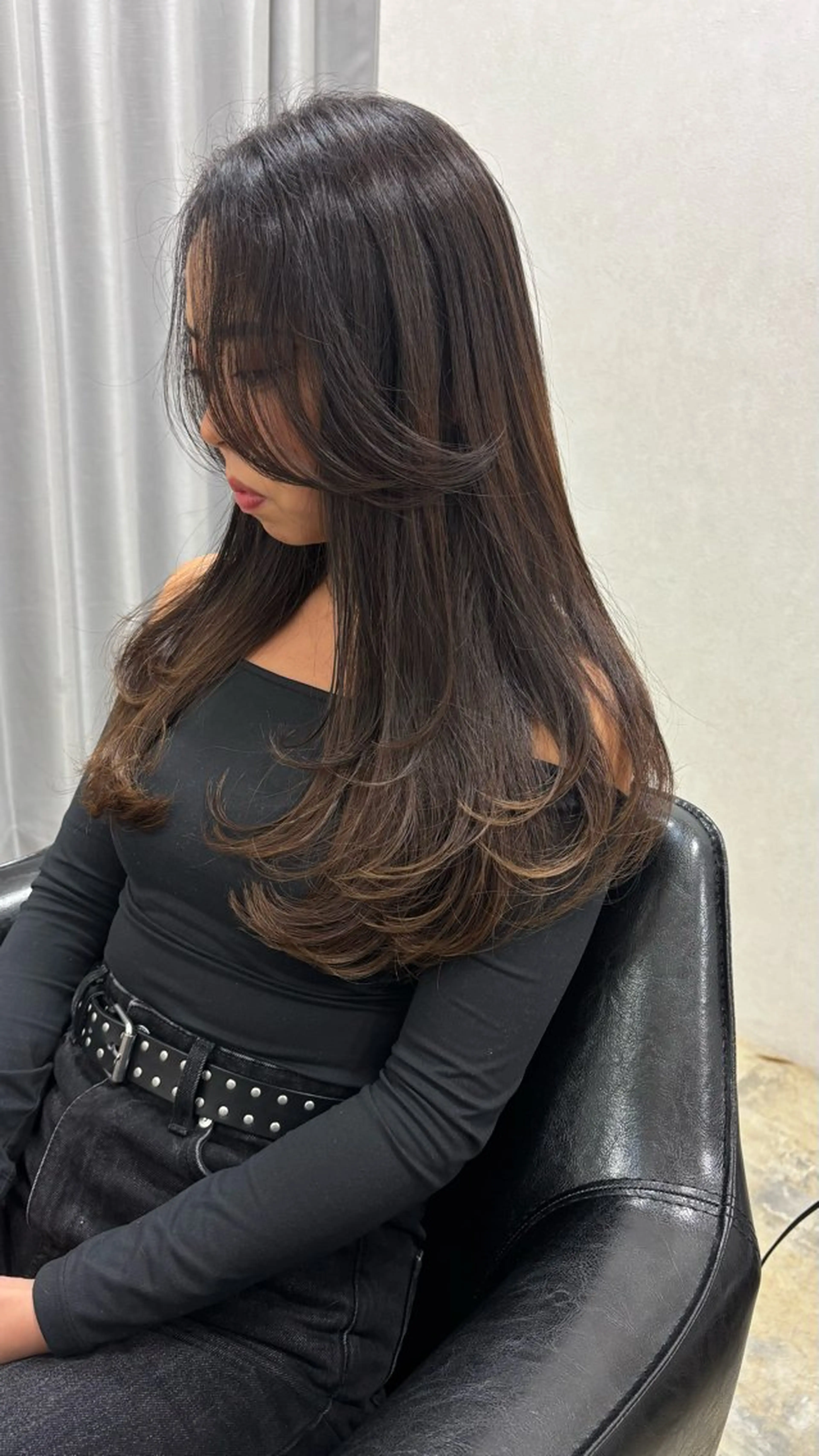 ロング レイヤーカット/ 貫井威努のヘアスタイル