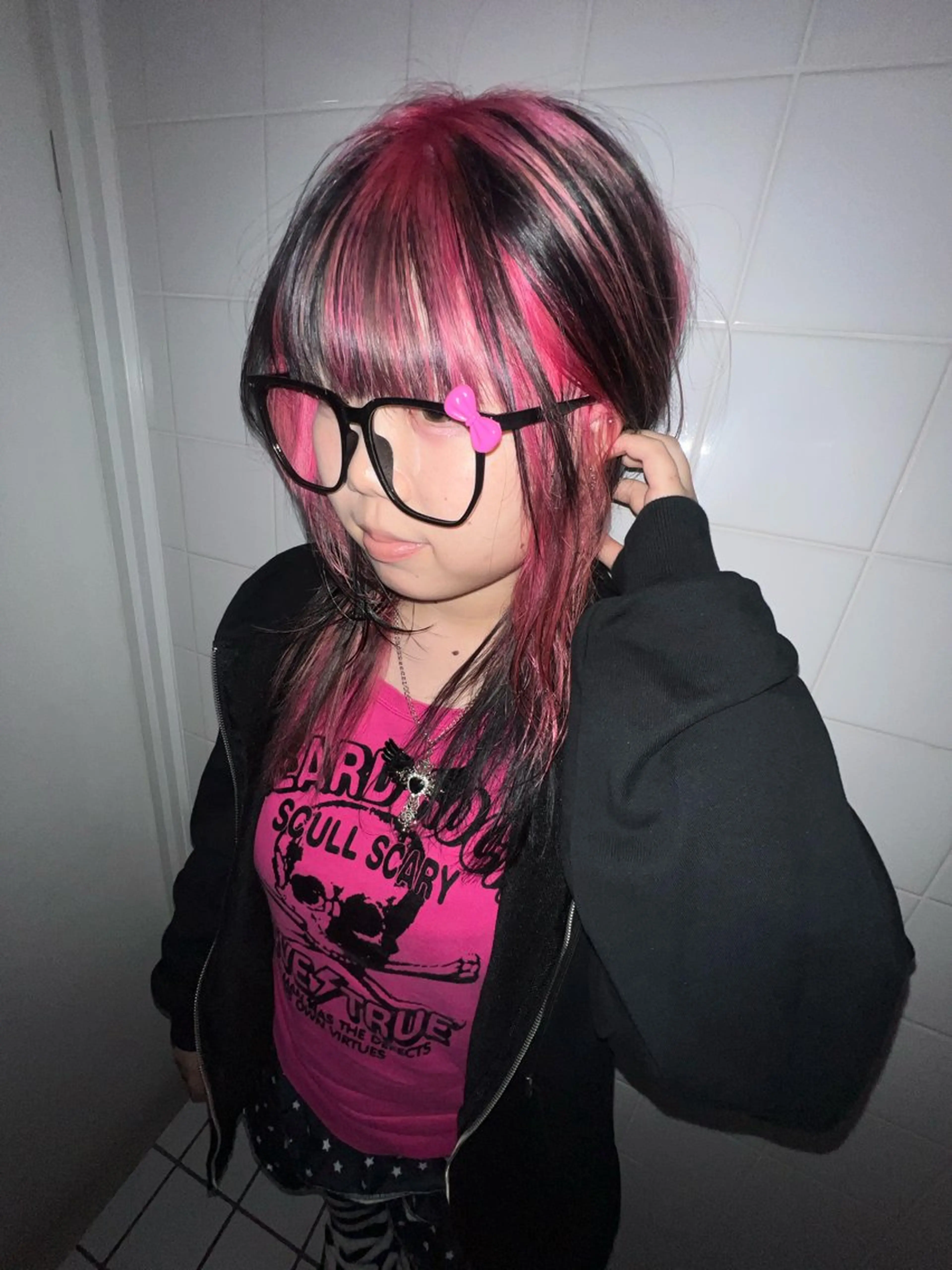 ミディアム ヘアカラー トリートメント 💥ウルフカット デザインあんな💥のヘアスタイル