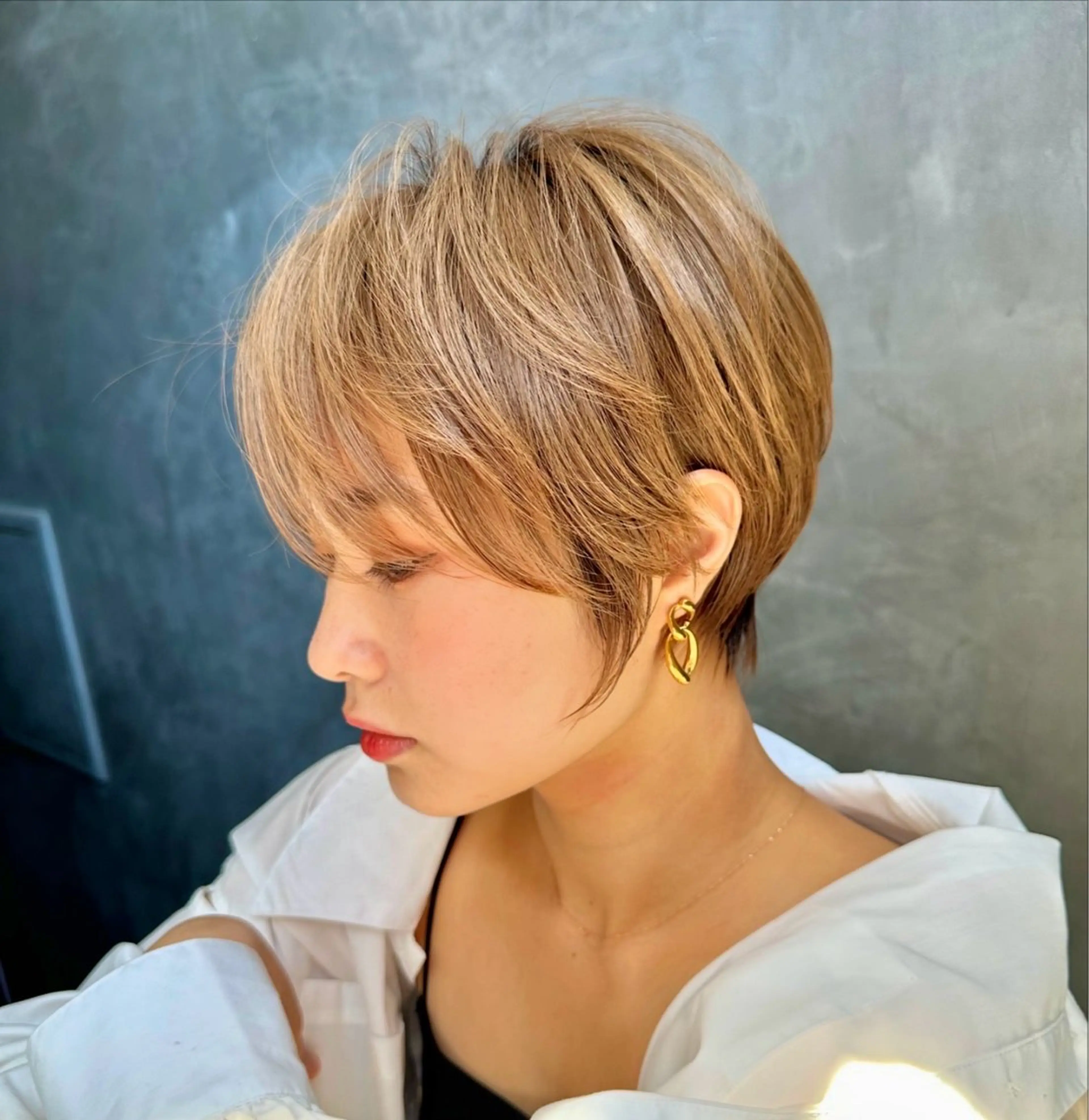 ショート カラー Number博多所属・東村 光希のヘアスタイル