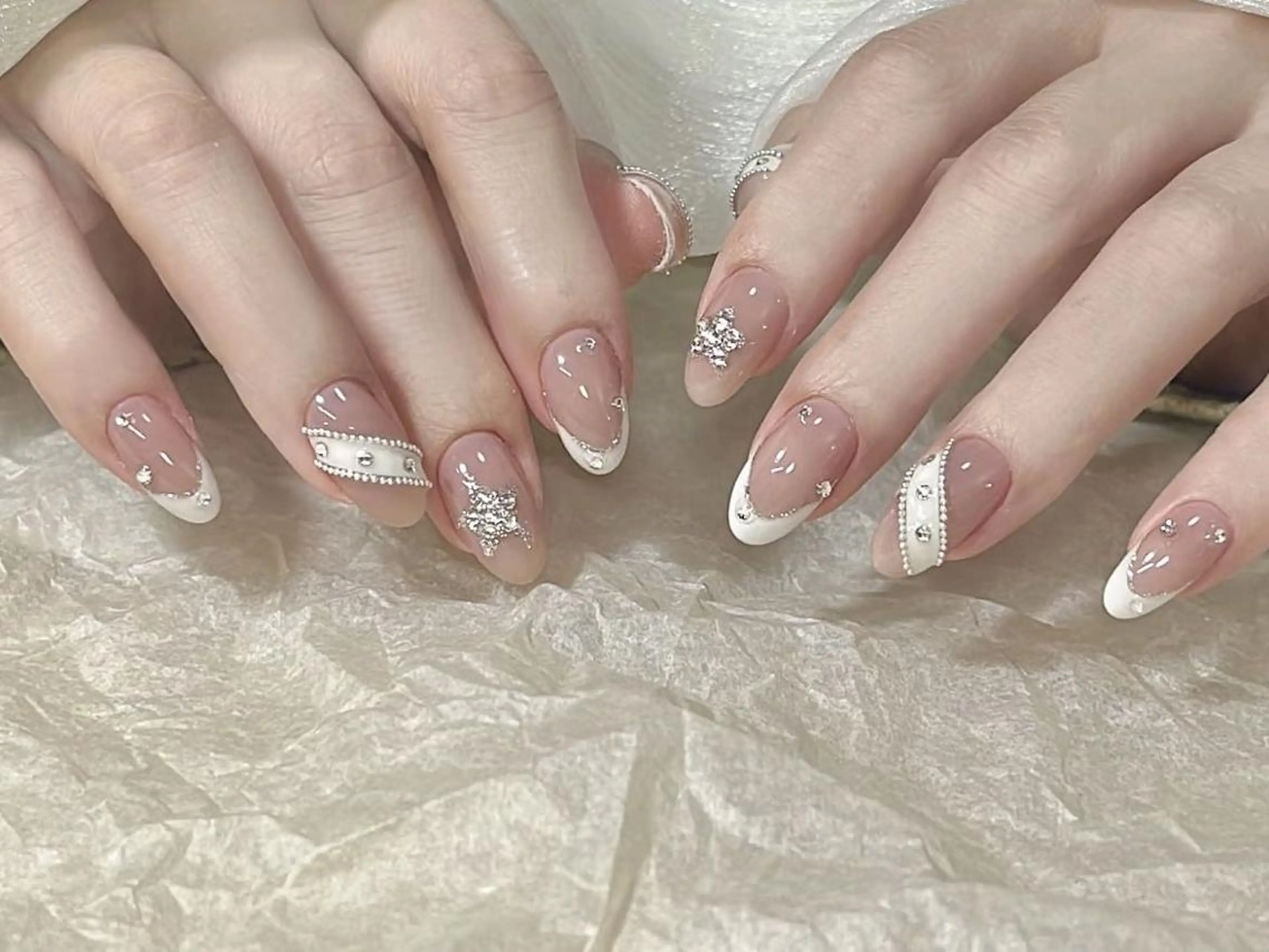 ネイル アートネイル ボーダー カジュアル ジェルネイル ホログラムネイル ハンドネイル ハンドケア 💗NA.YUKI NAIL💗のネイルデザイン