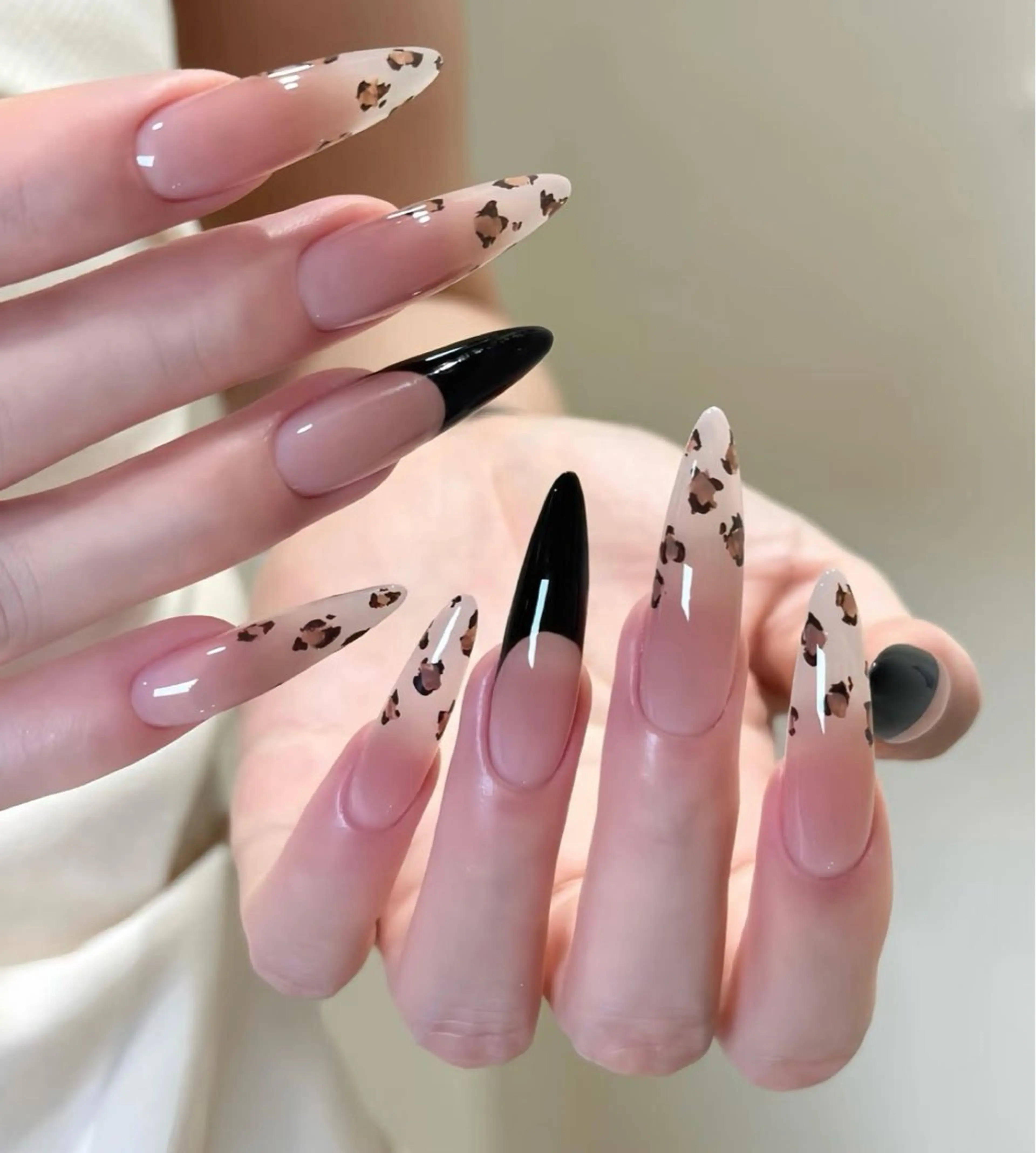 ネイル アートネイル フットネイル フレンチネイル ジェルネイル 韓国ネイル Kawaii Nail Salon所属・YURI NAIL NARITAのネイルデザイン