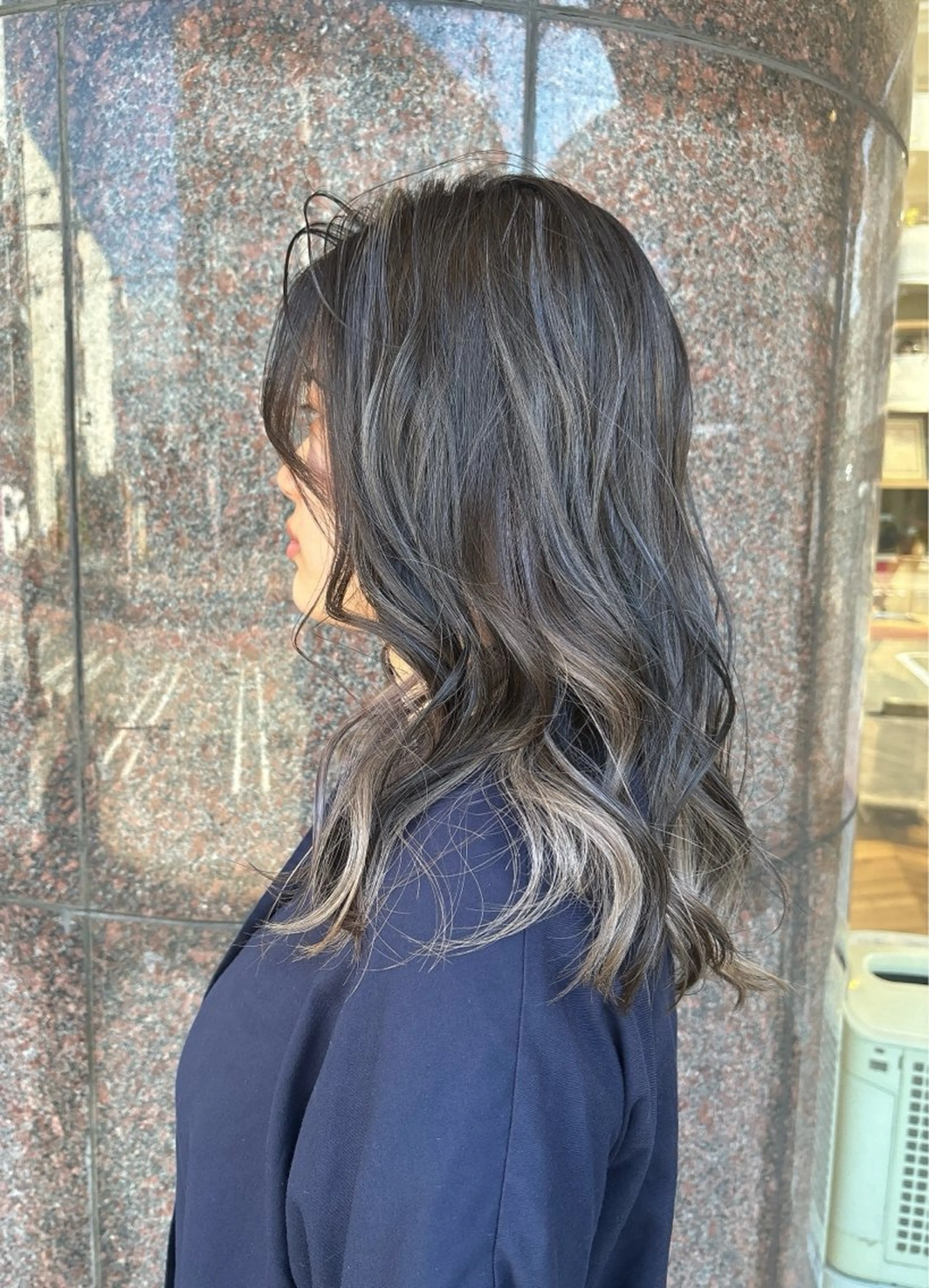 ロング カラー ブリーチ ヘアカラー 💐レイヤー/透明感 カラー💐智口彩香のヘアスタイル