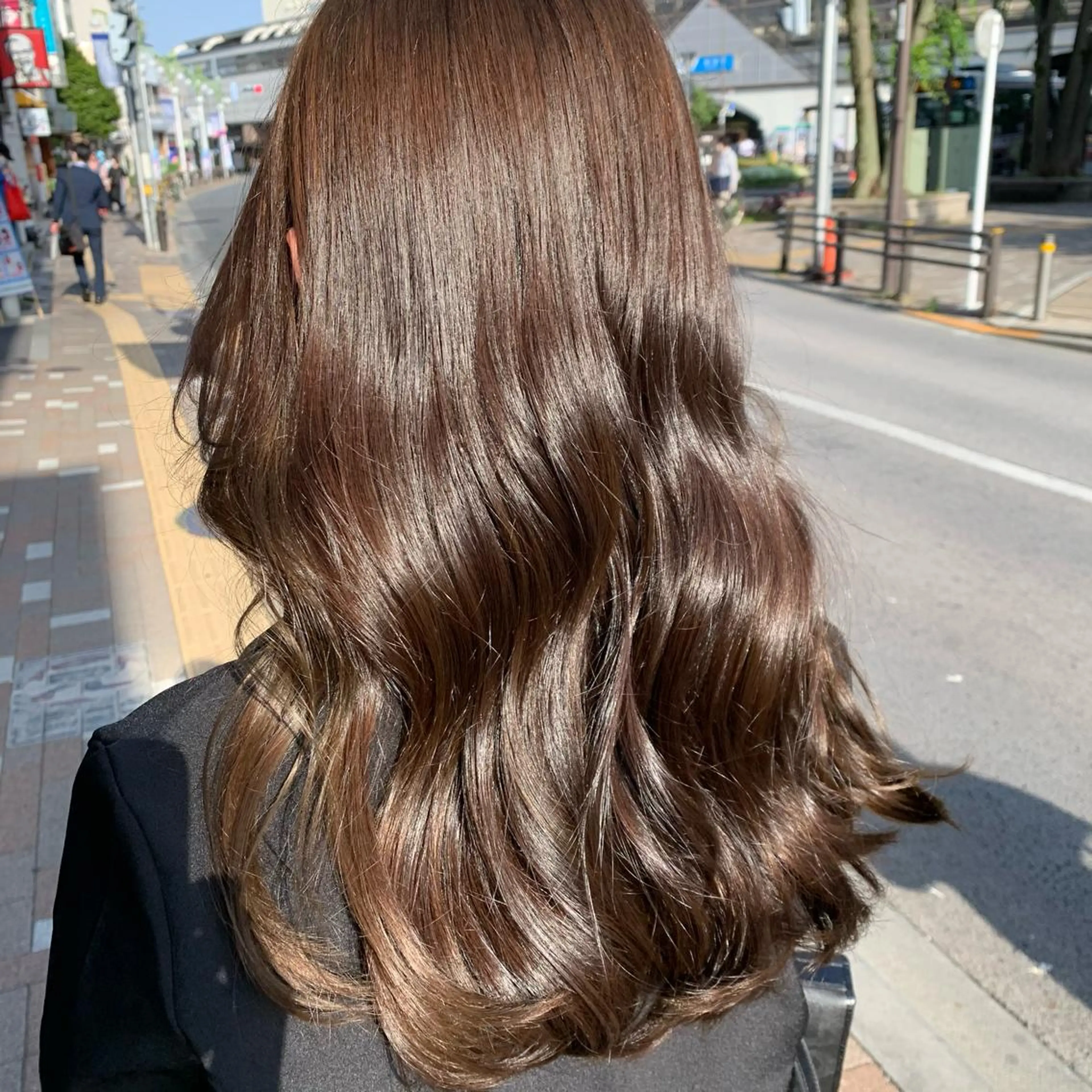 ロング カラー オリーブカラー ウスイマイコ カット/ケアカラーのヘアスタイル