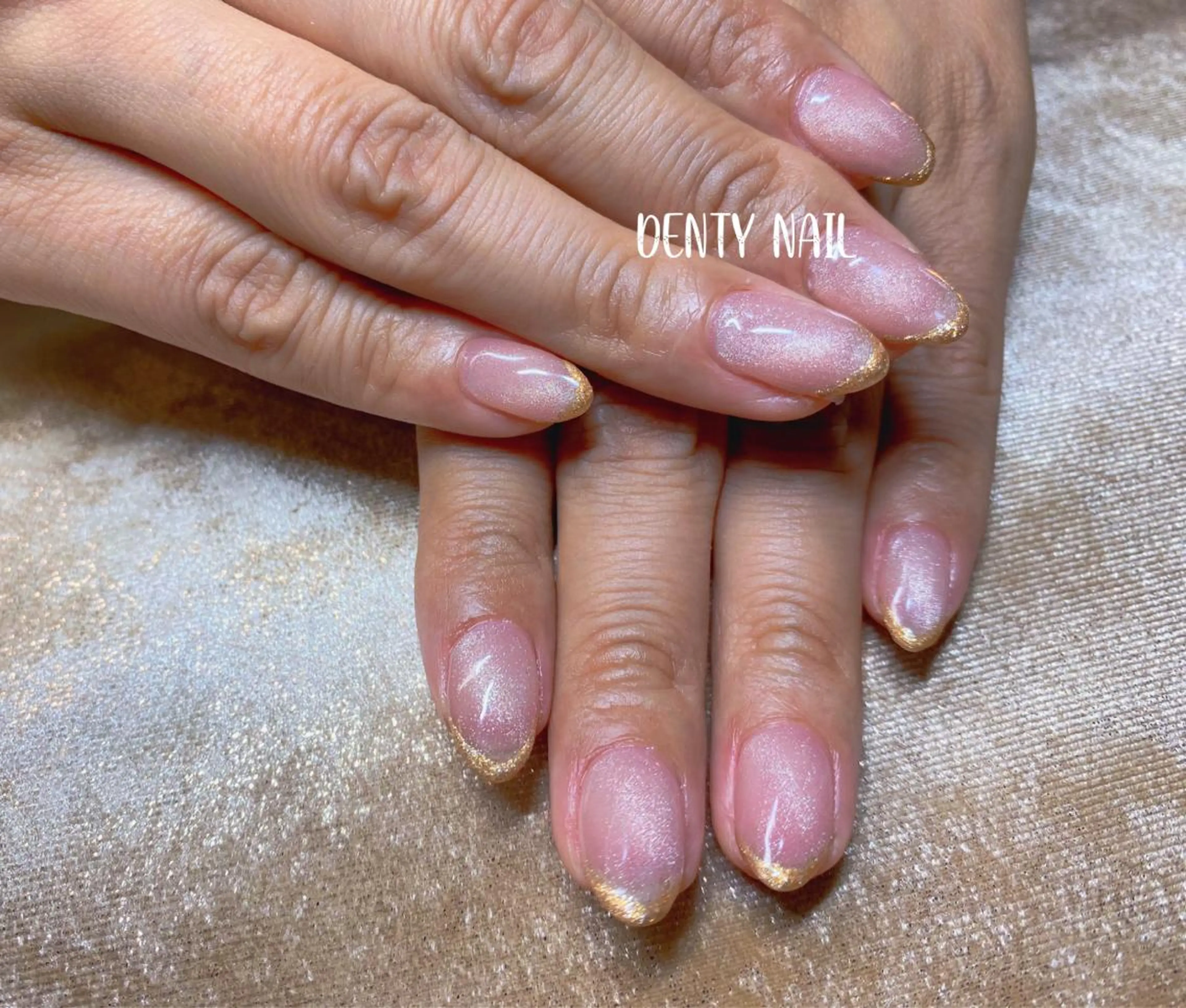 ネイル フレンチネイル マグネットネイル マグネットフレンチ DENTY NAIL所属・DENTY NAIL -ArtRoom-のネイルデザイン