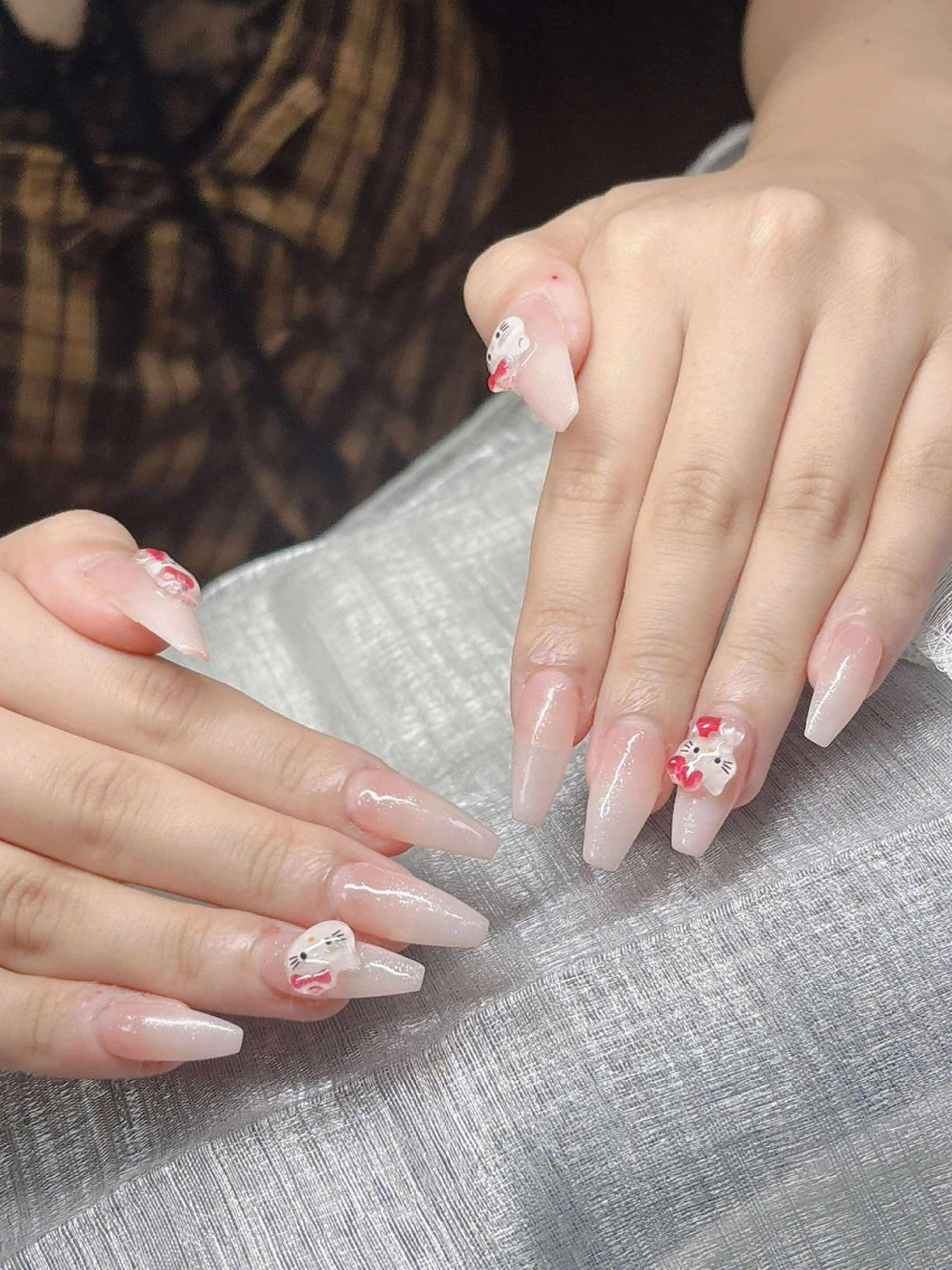 ネイル ハンドネイル Lee Nailsのネイルデザイン