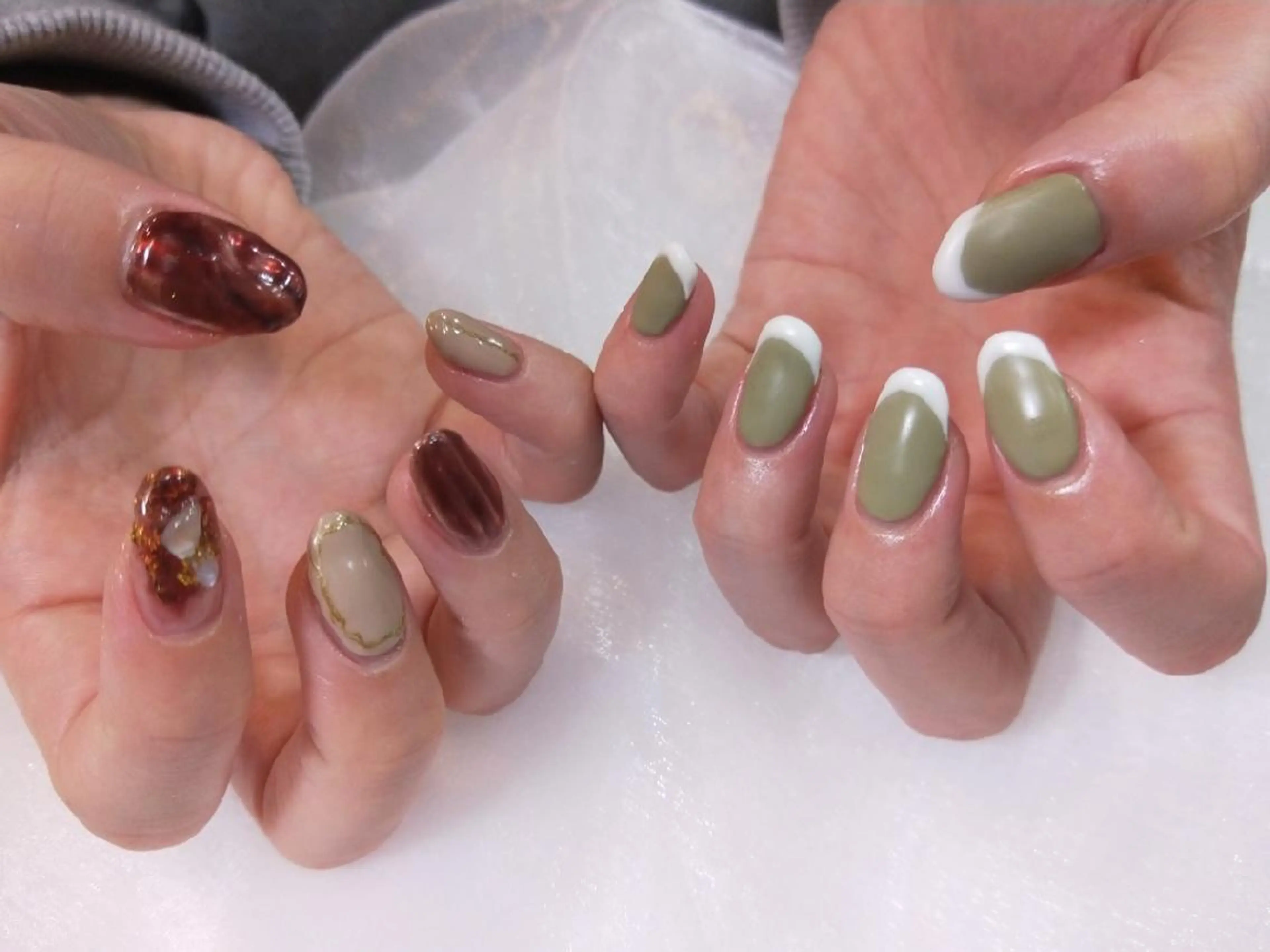 ネイル ハンドネイル ハンドケア R'well所属・はばすみれ🎀ﾈｲﾙ 光ﾌｪｲｼｬﾙ ﾍｱのネイルデザイン