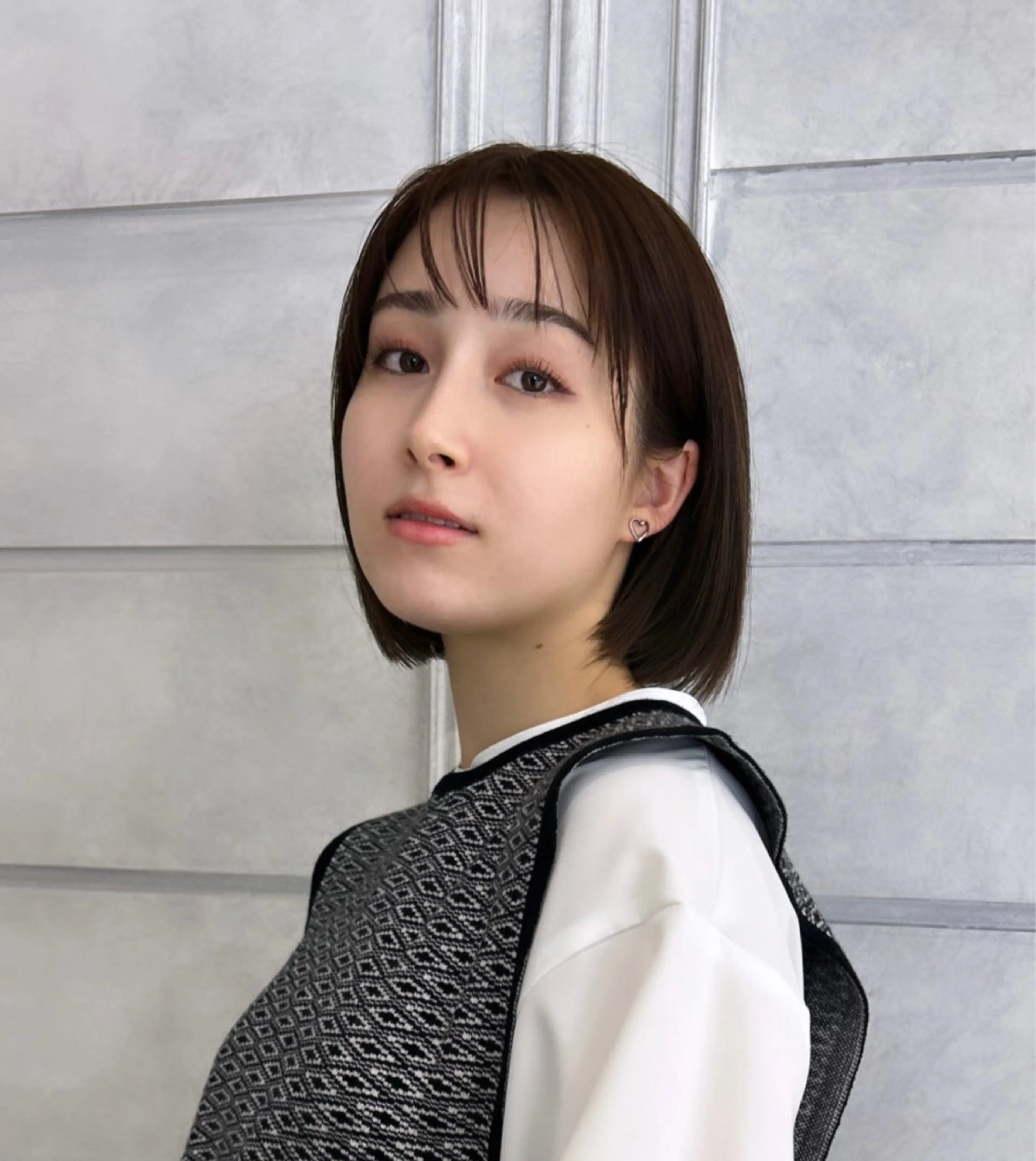 ミディアム TAYA　丸の内店所属・末武 佑太のヘアスタイル