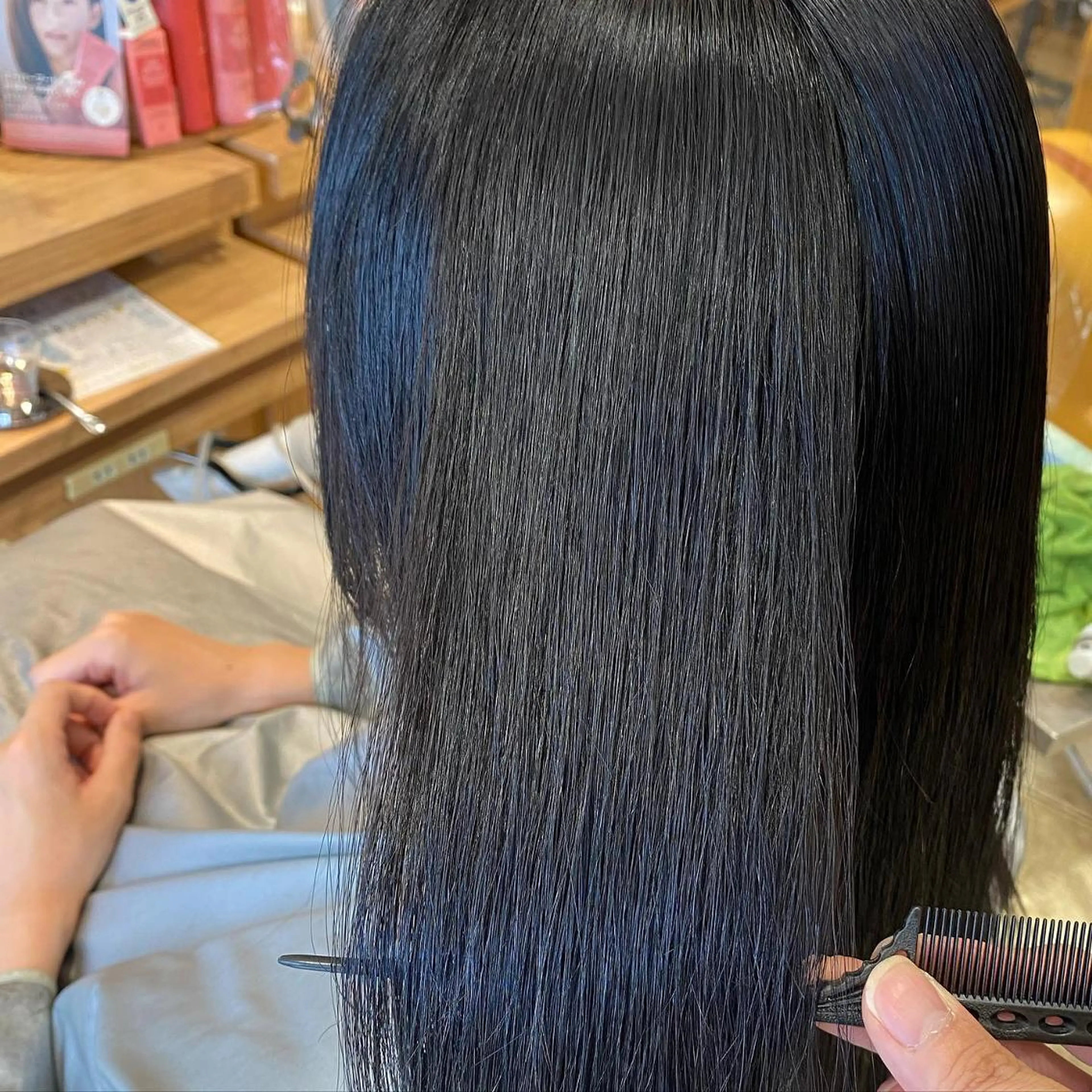 カラー 長谷川 智也/ディレクターのヘアスタイル