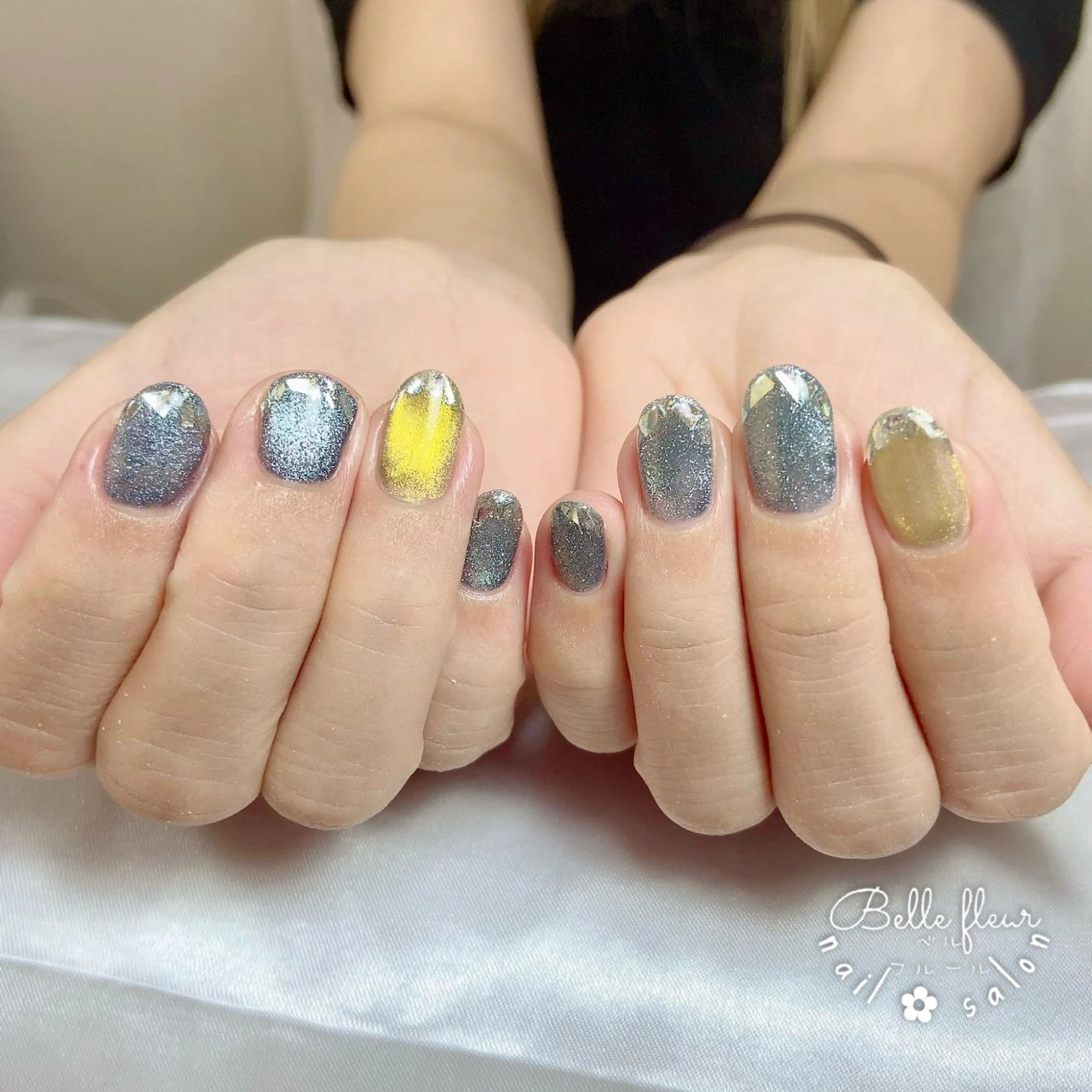 ネイル グリーン ハンドネイル ﾈｲﾙｻﾛﾝ Bellefleurのネイルデザイン