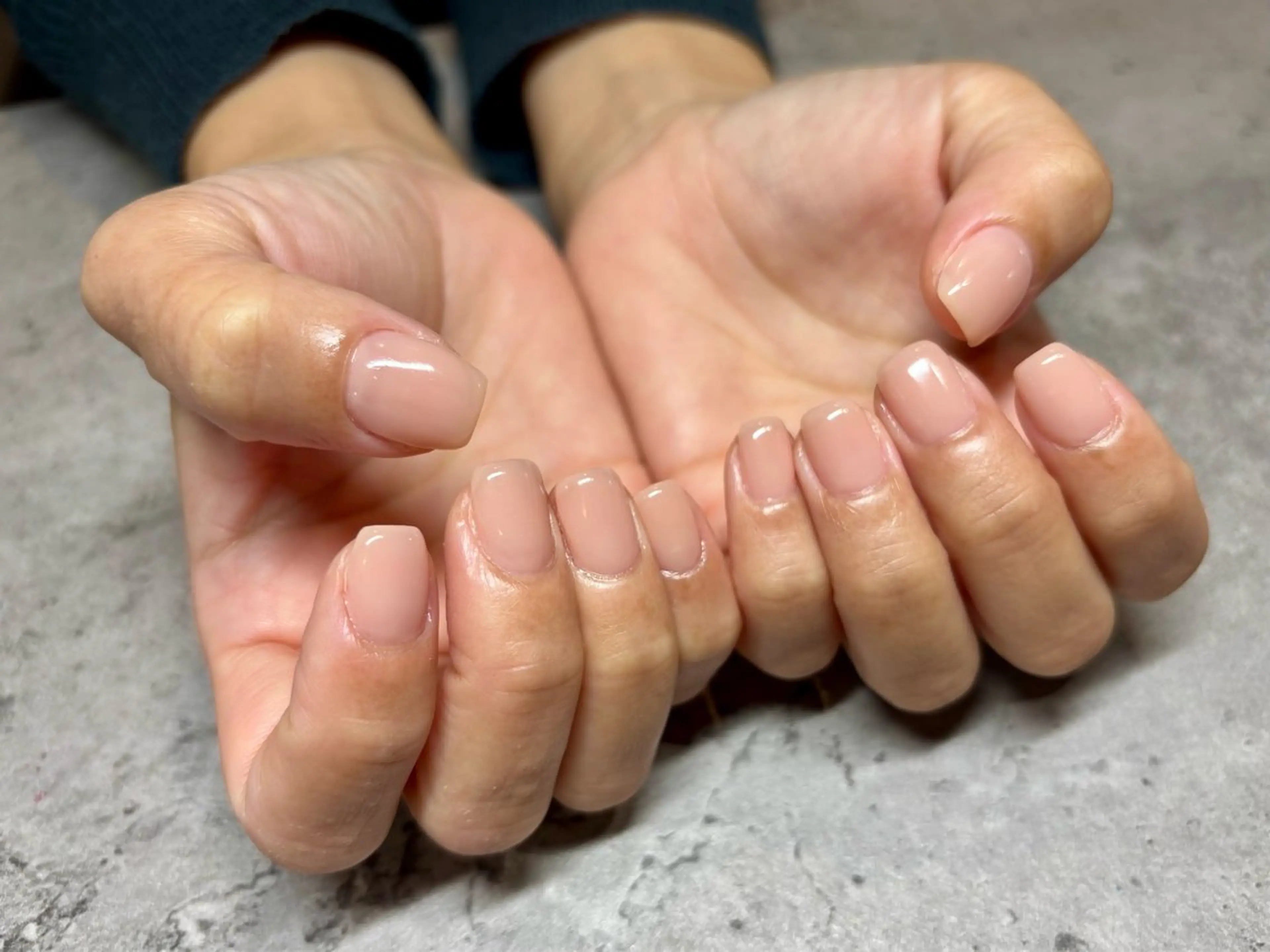 ネイル Loa_Nail所属・IWANA AYANAのネイルデザイン