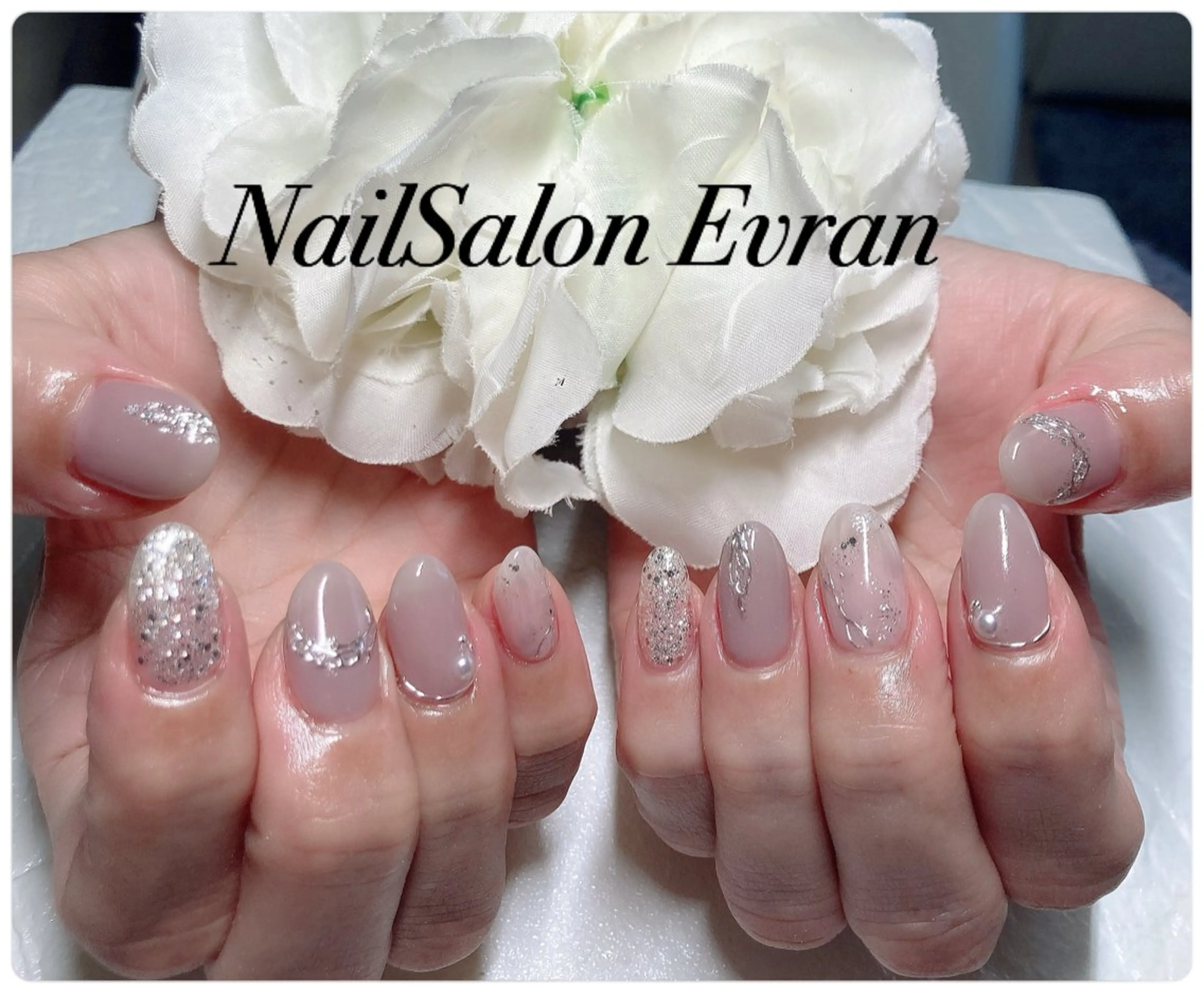 ネイル アートネイル フレンチネイル ジェルネイル マグネットネイル 持ち込み ハンドネイル Nail salon Evranのネイルデザイン