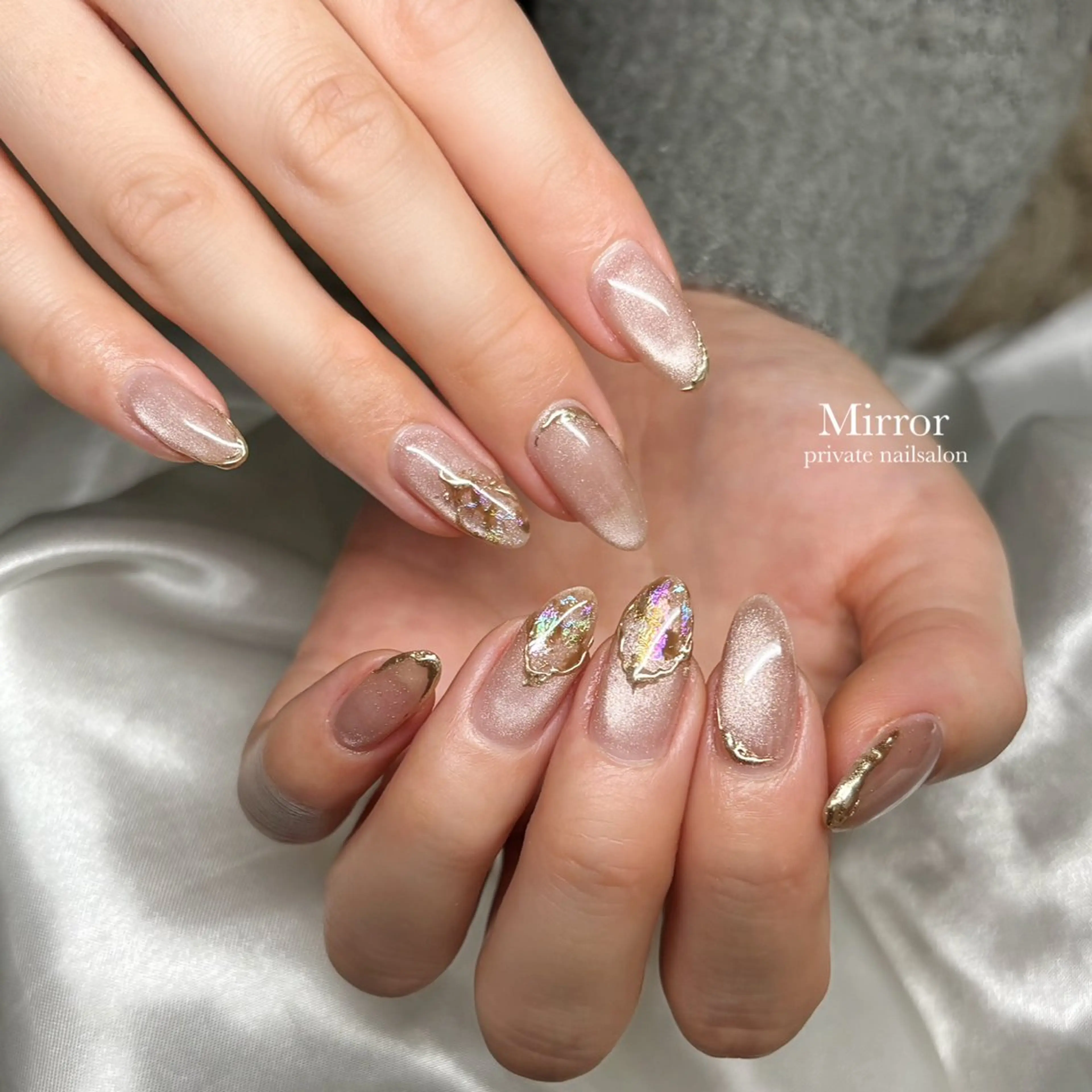 ネイル nailsalon Mirrorのネイルデザイン