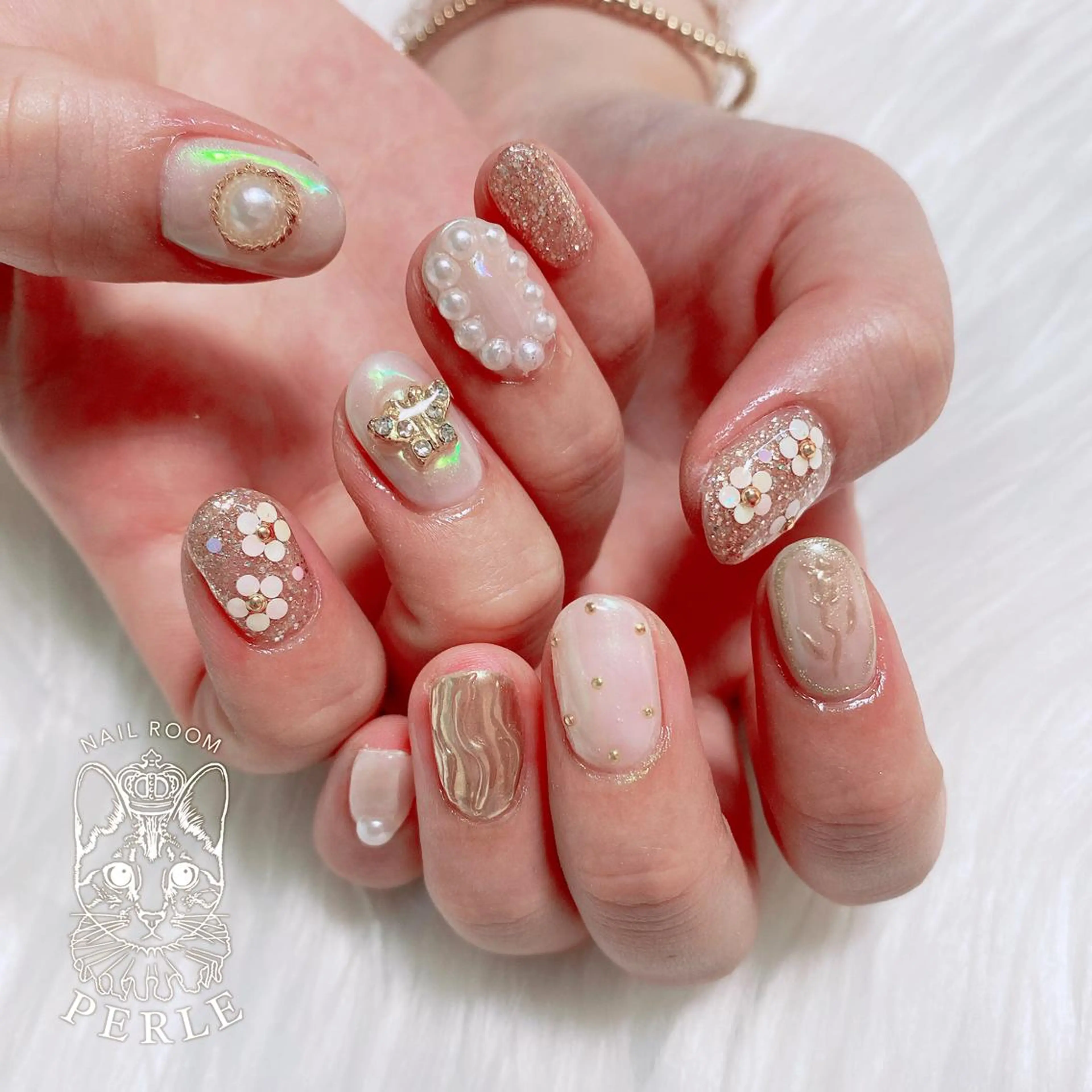 ネイル ハンドネイル nail room Perleのネイルデザイン