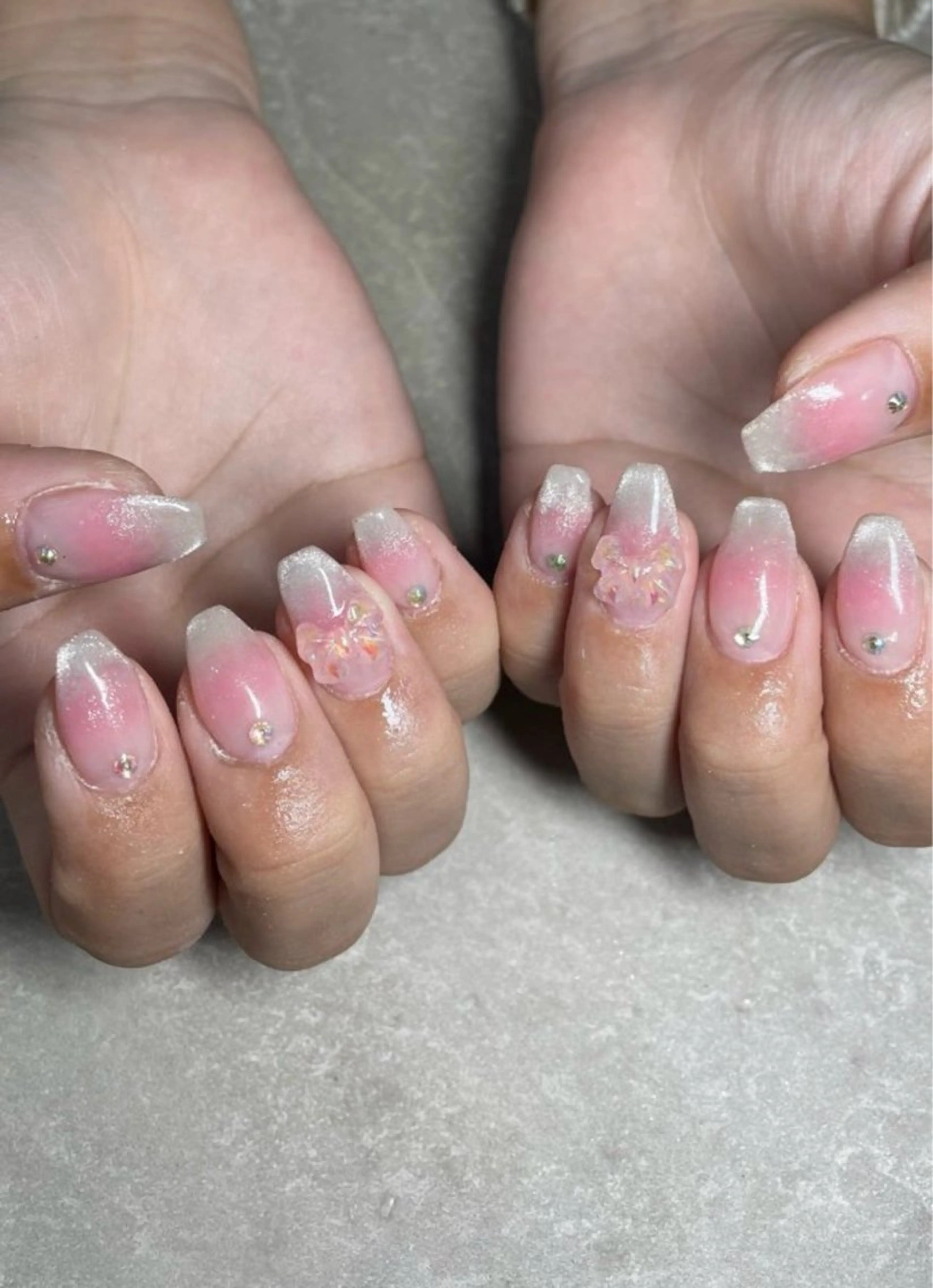 ネイル LAVISH nanamiのネイルデザイン