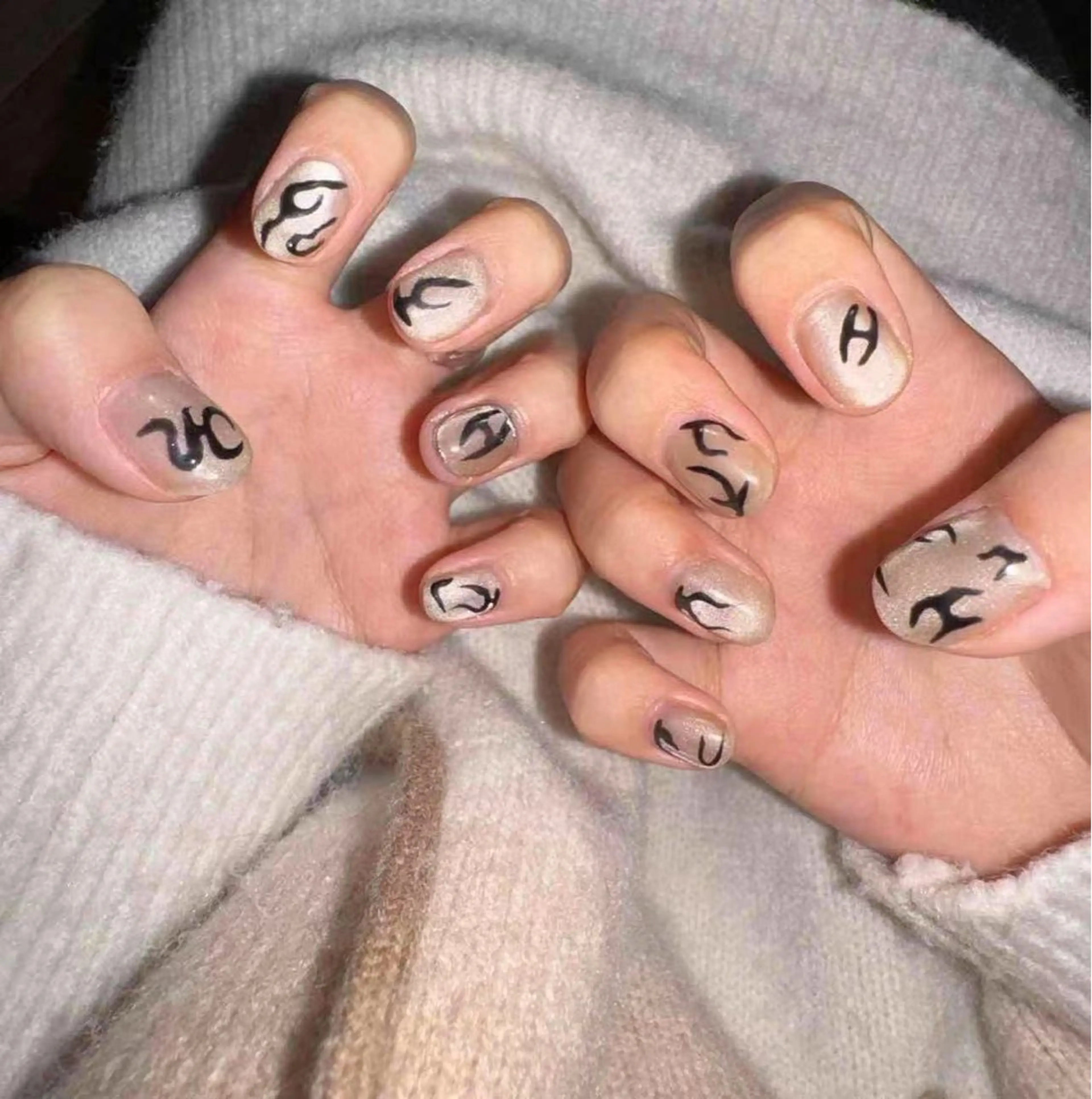 ネイル Alra- 店舗のネイルデザイン