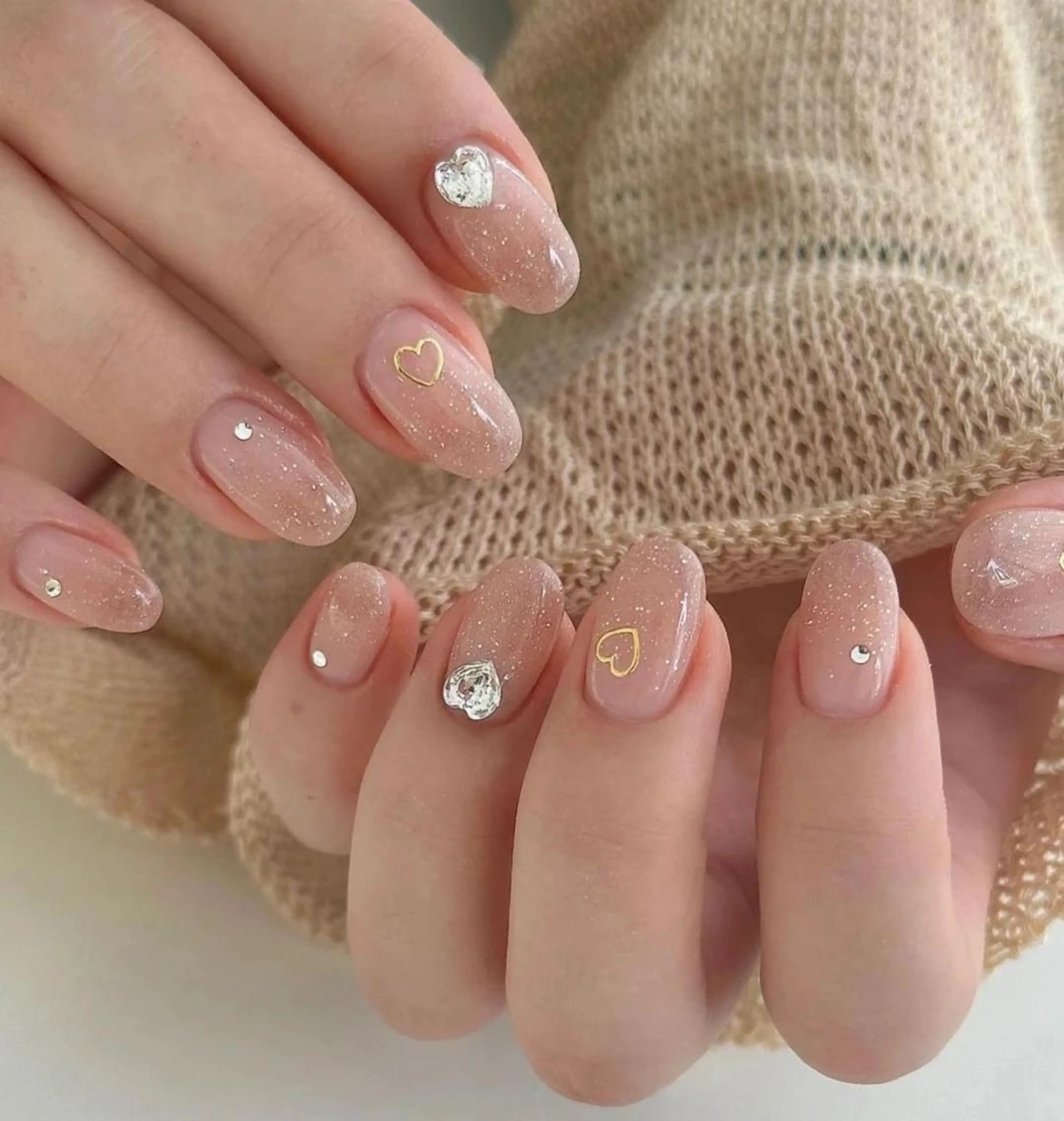 ネイル シンプルネイル Queens みなみのネイルデザイン