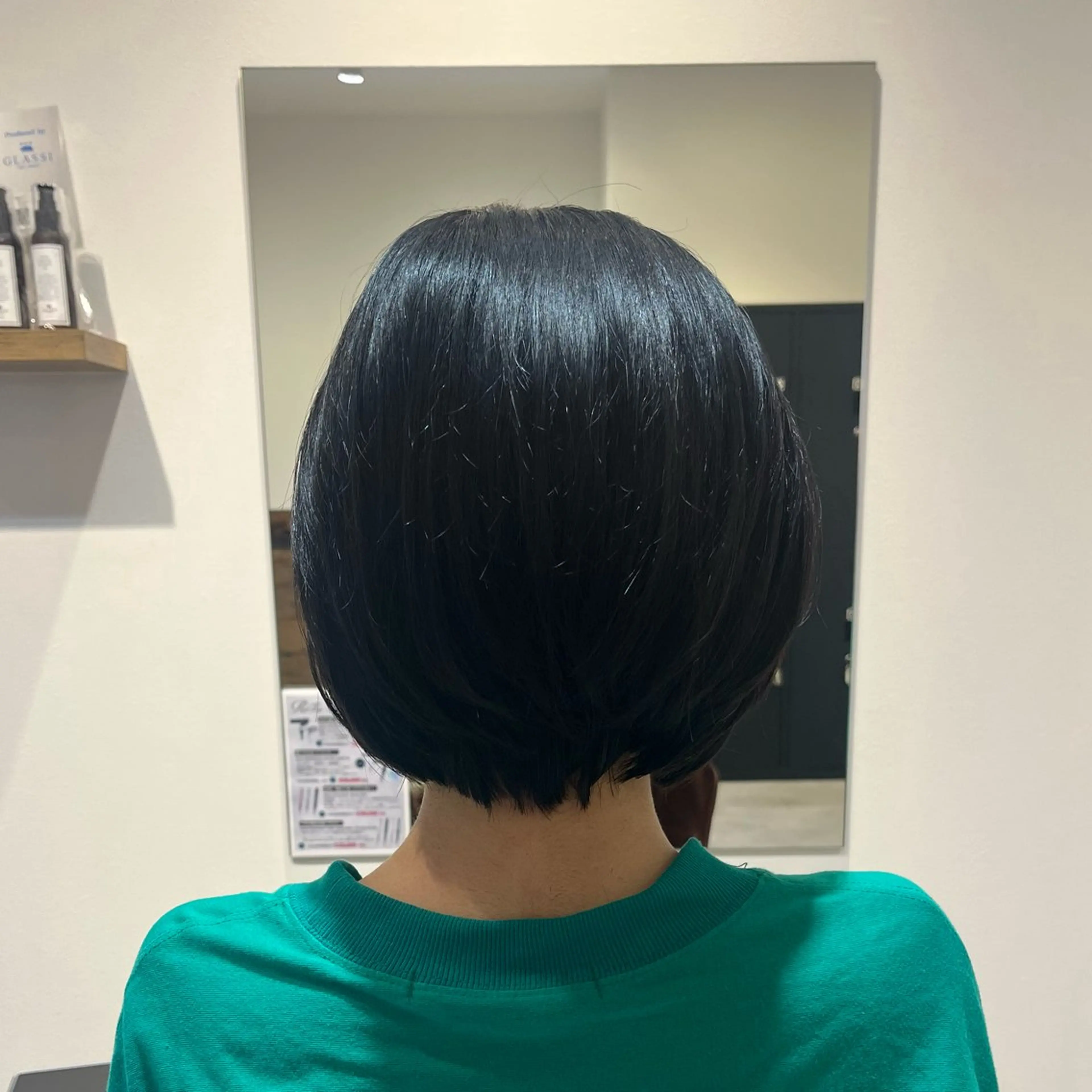 ショート カット 🌸 飯野 舞桜のヘアスタイル